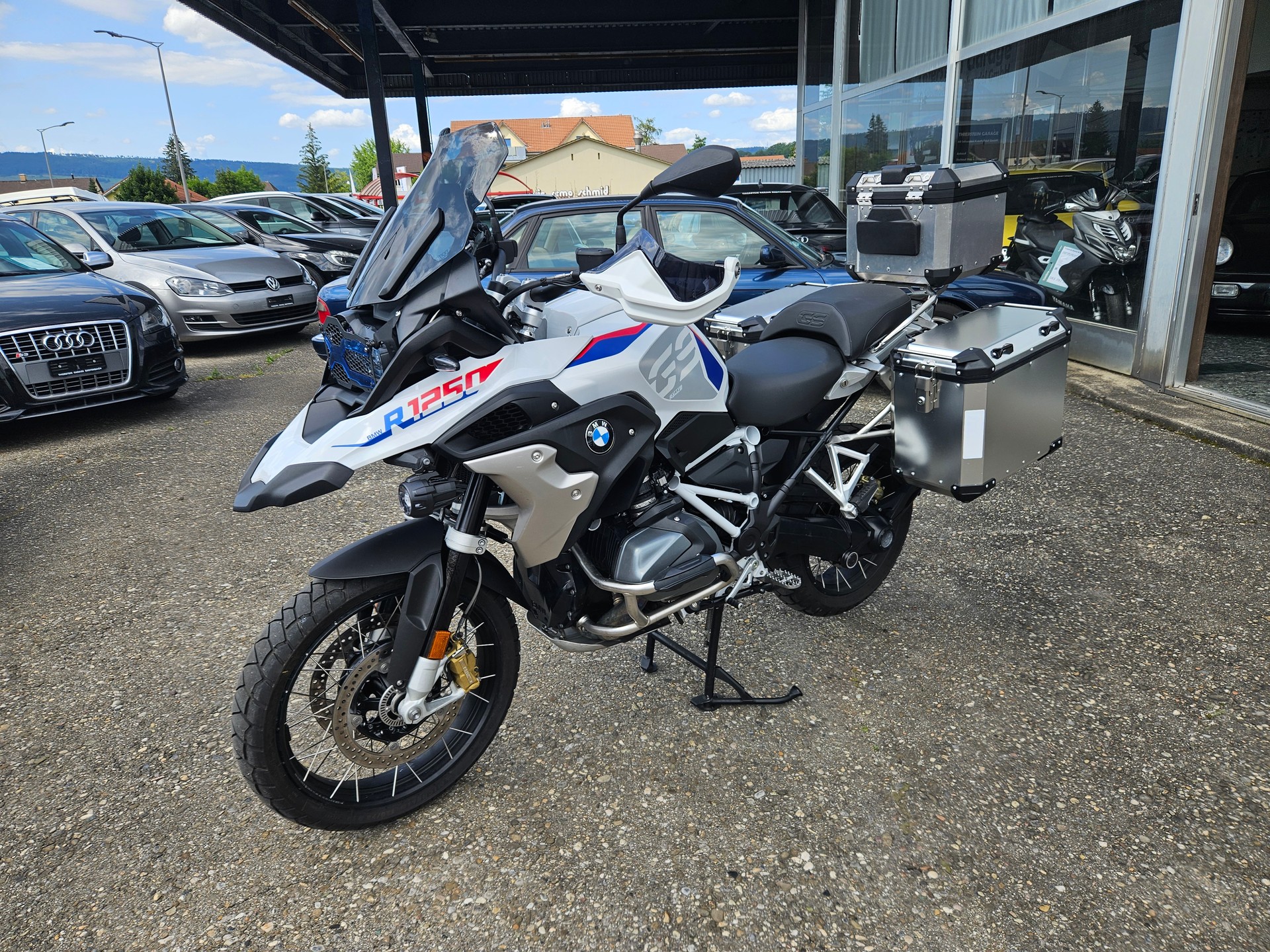 BMW R 1250 GS-image-2