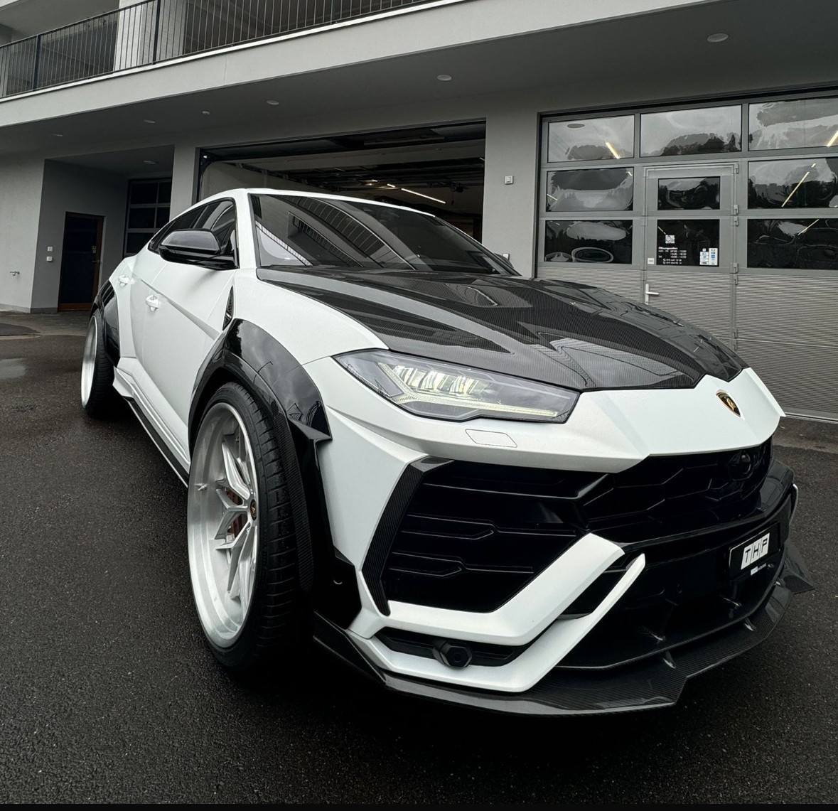 LAMBORGHINI Urus E-Gear Widebody Unikat-image-12