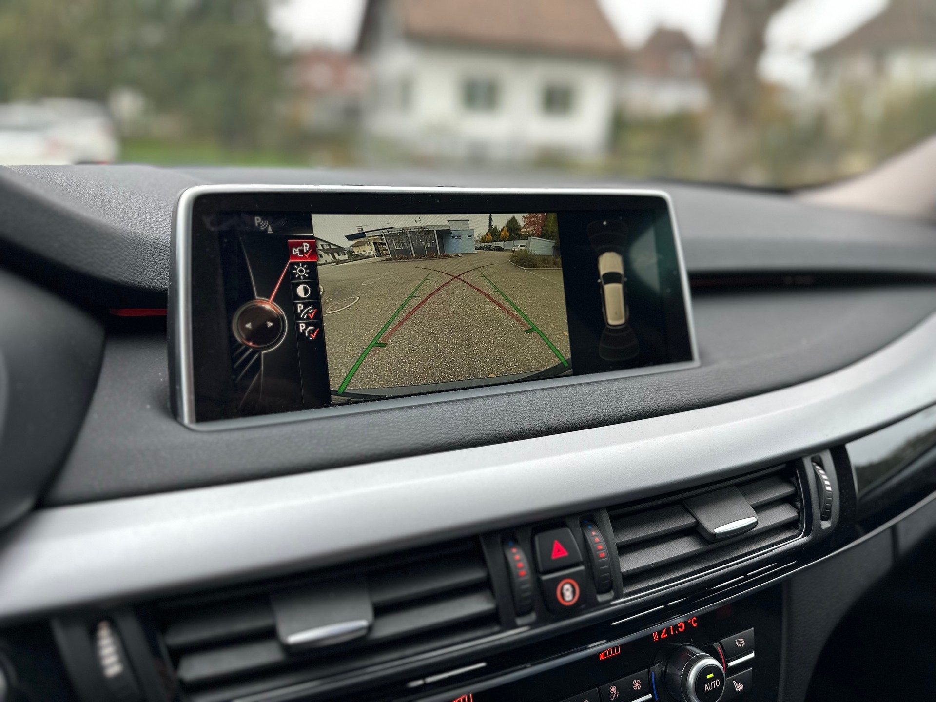 BMW X5 xDrive 30d Steptronic-image-10