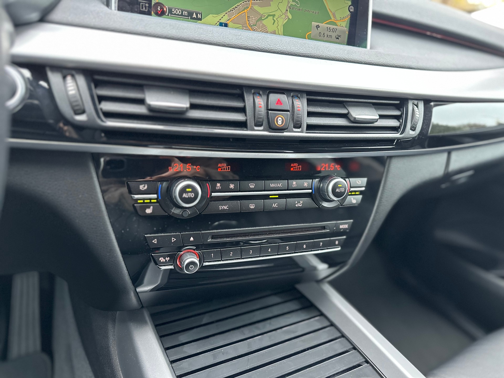 BMW X5 xDrive 30d Steptronic-image-11