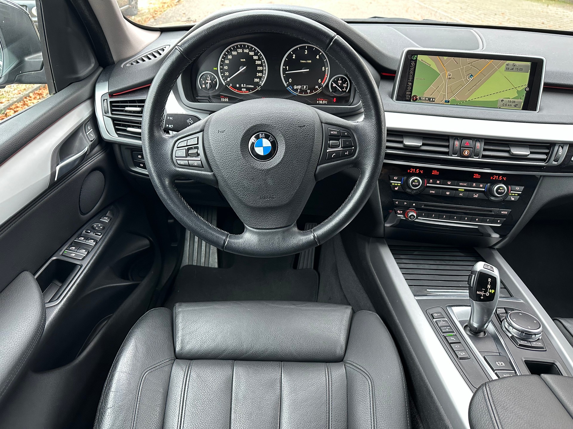 BMW X5 xDrive 30d Steptronic-image-9