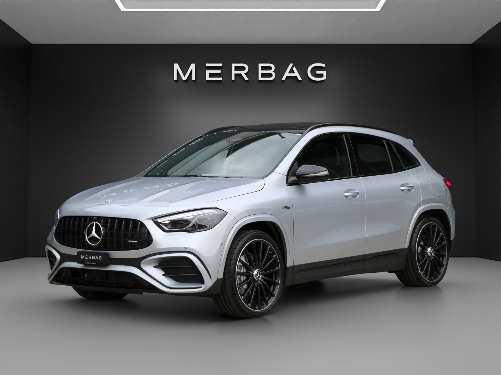 MERCEDES-BENZ GLA 35 AMG 4MATIC