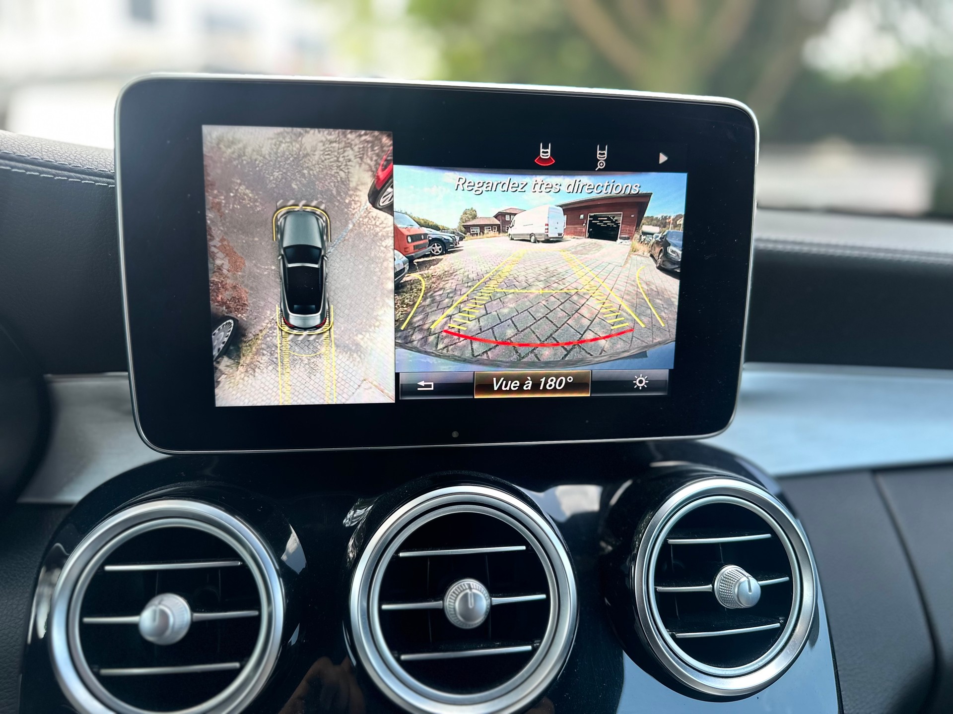 MERCEDES-BENZ C 63 S Cabriolet AMG Speedshift-image-14