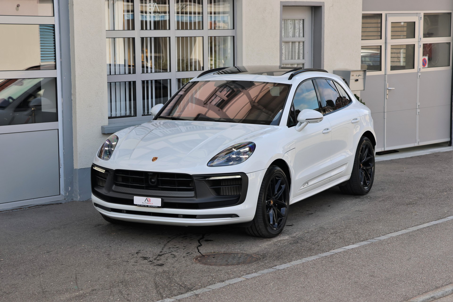 PORSCHE Macan GTS PDK (CH)