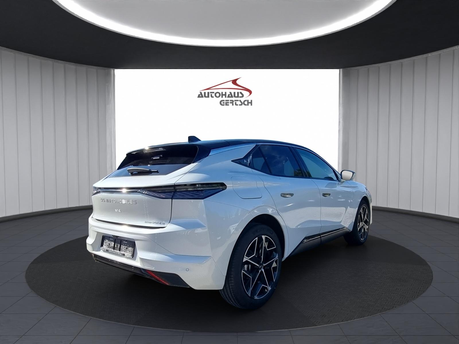 DS AUTOMOBILES DS4 No4 1.2 Hybrid Pallas-showroom-element-3