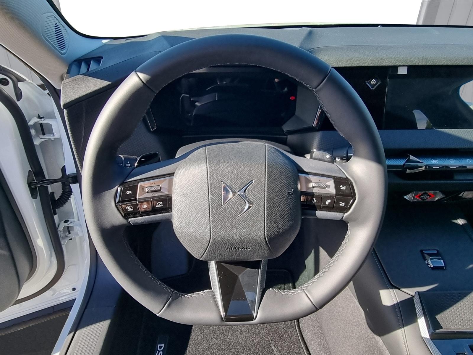 DS AUTOMOBILES DS4 No4 1.2 Hybrid Pallas-image-8