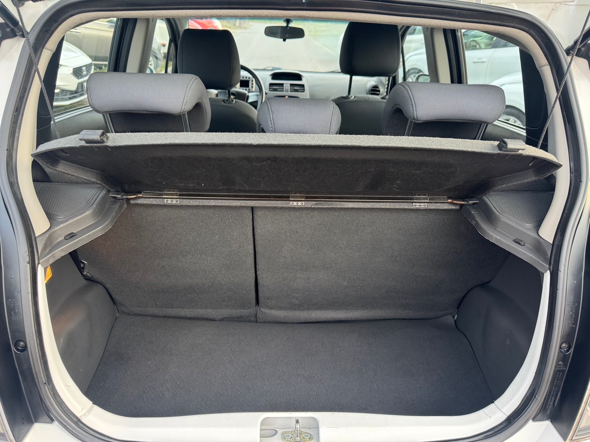 CHEVROLET Spark 1.0 LS-image-12