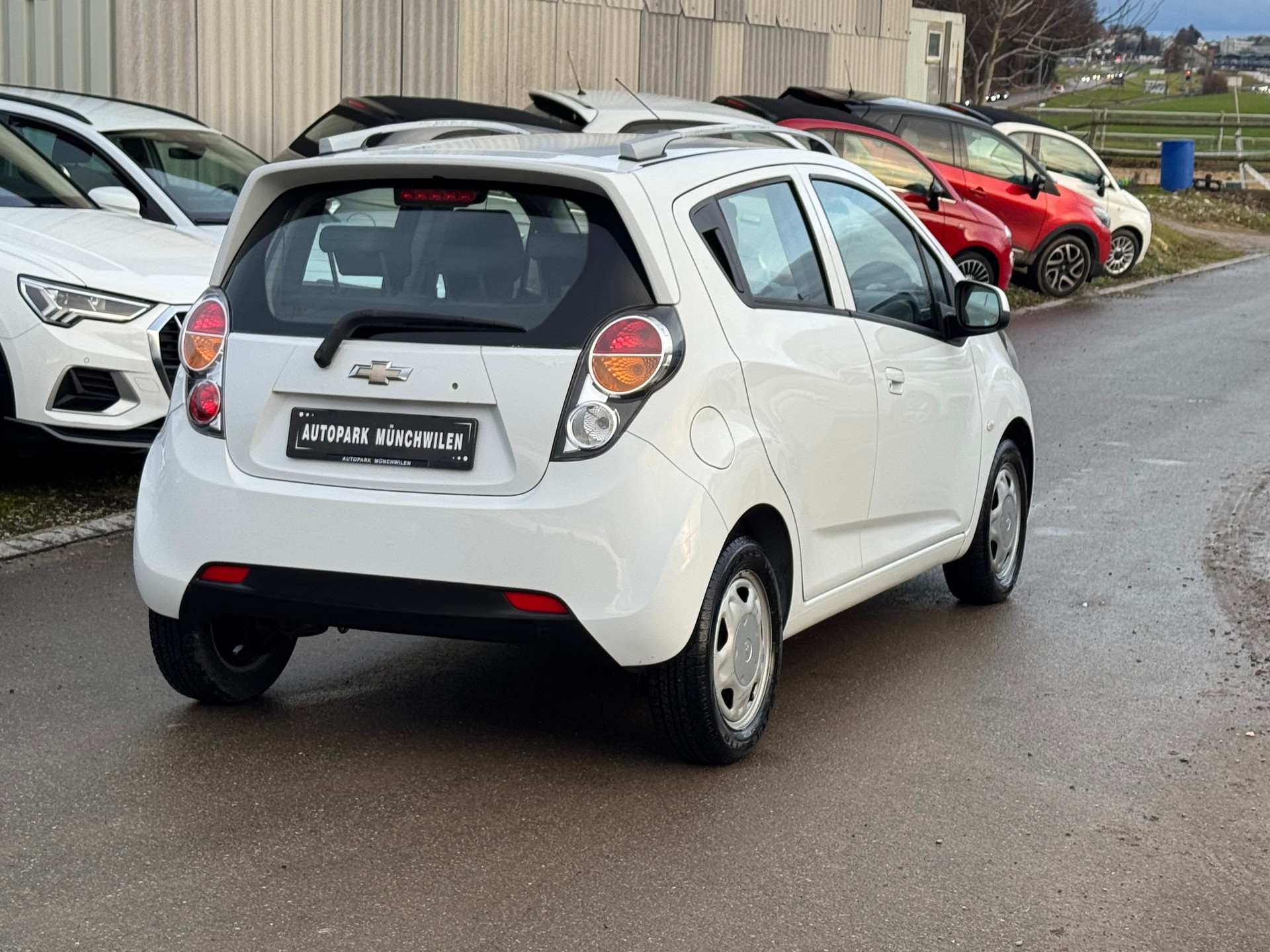CHEVROLET Spark 1.0 LS-image-2