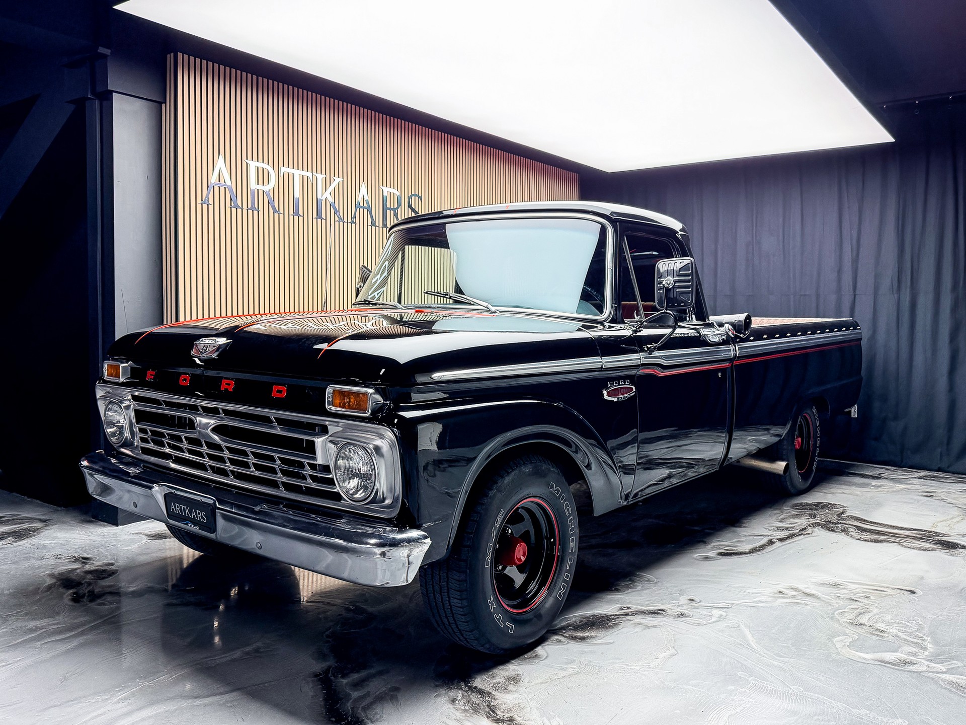 FORD F100