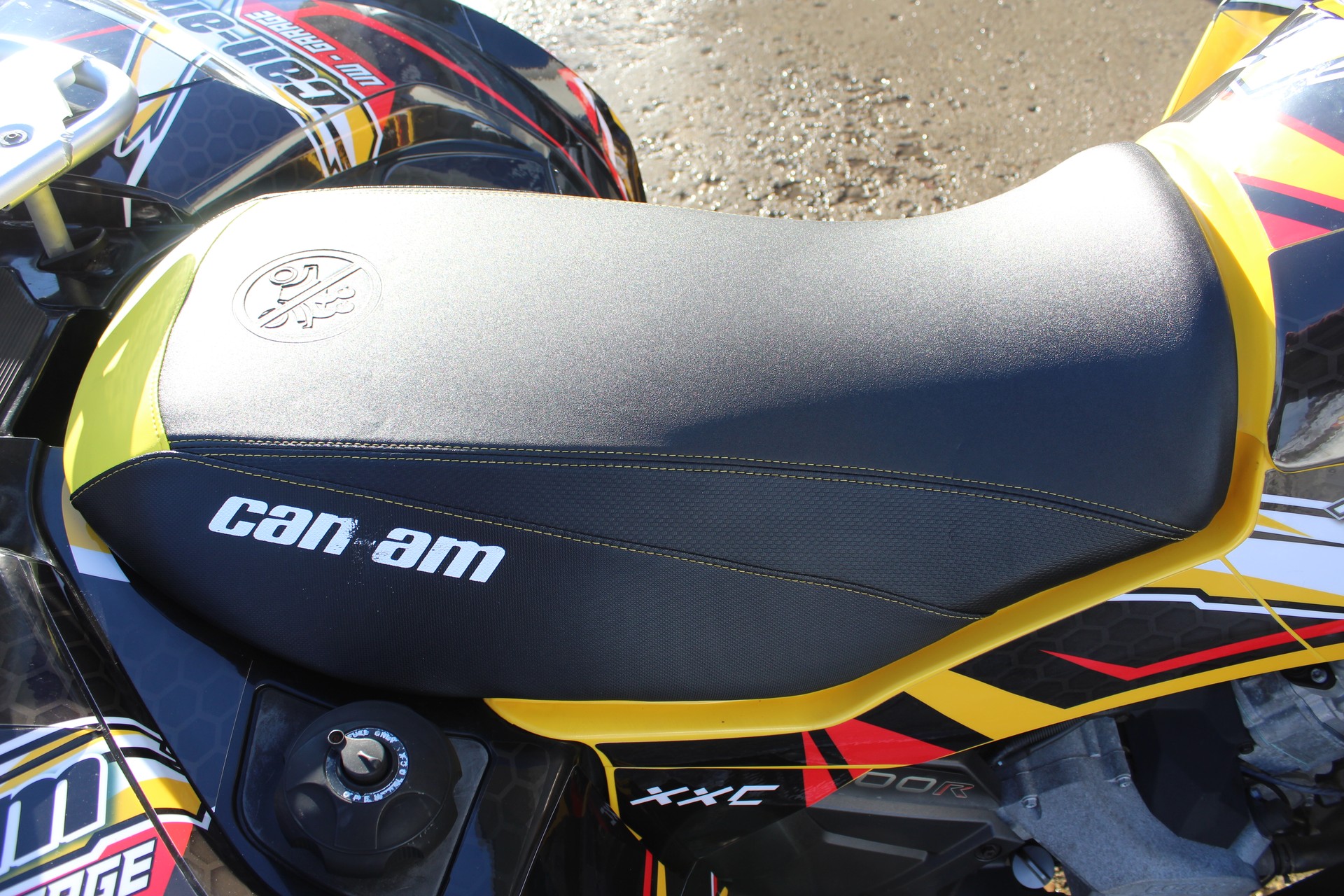CAN-AM Renegade 800R 4x4-image-8