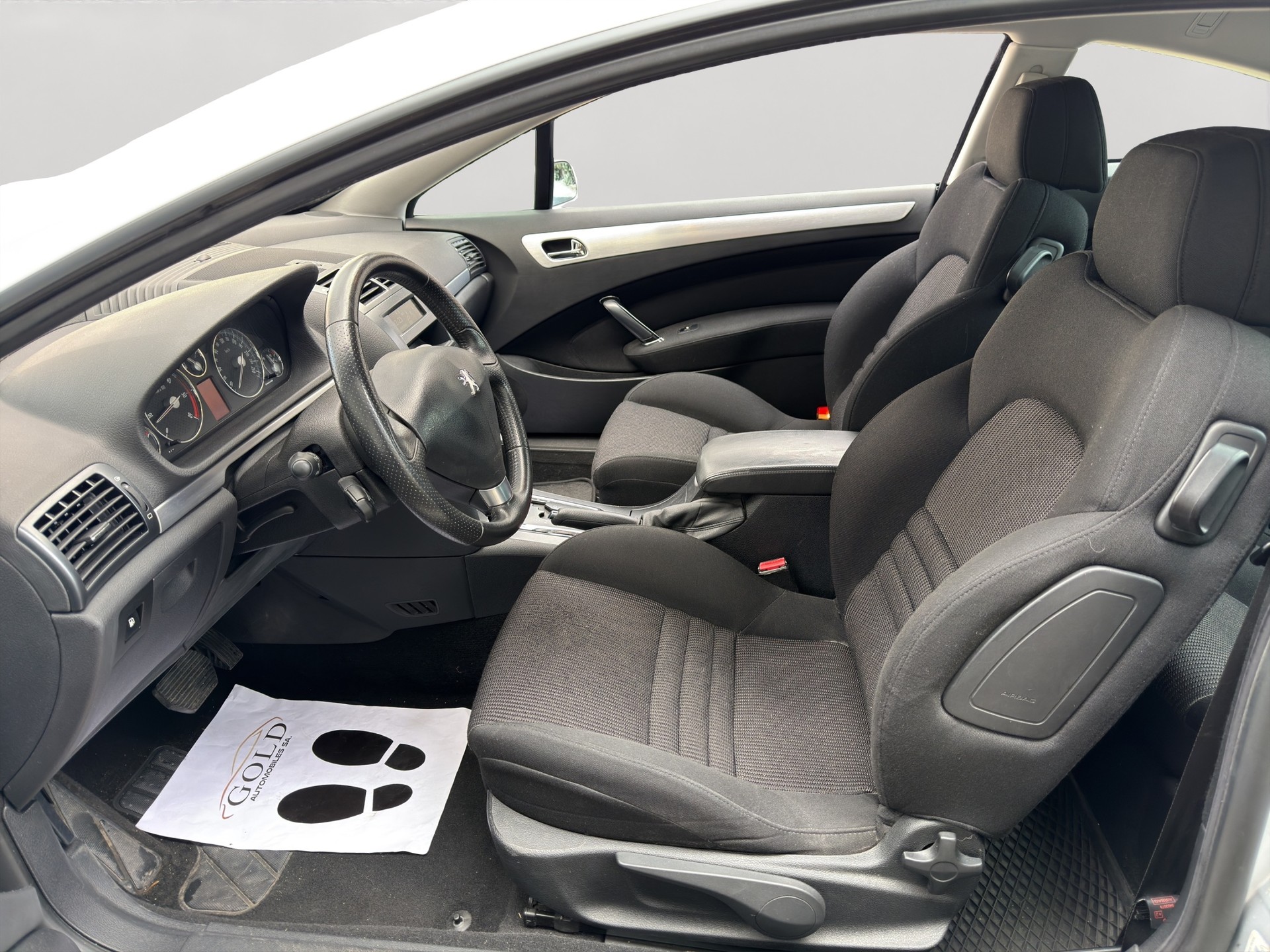 PEUGEOT 407 Coupé 2.7 HDI Pack Automatic-image-7