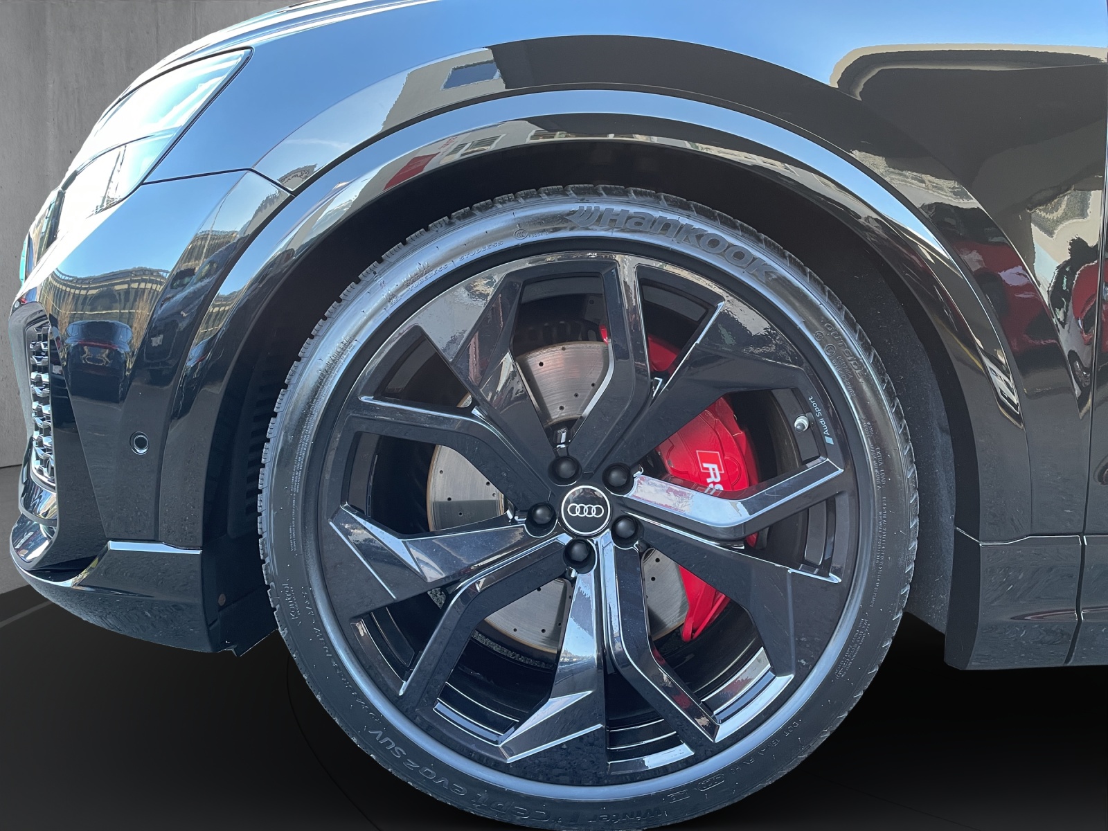 AUDI RSQ8 quattro-image-15