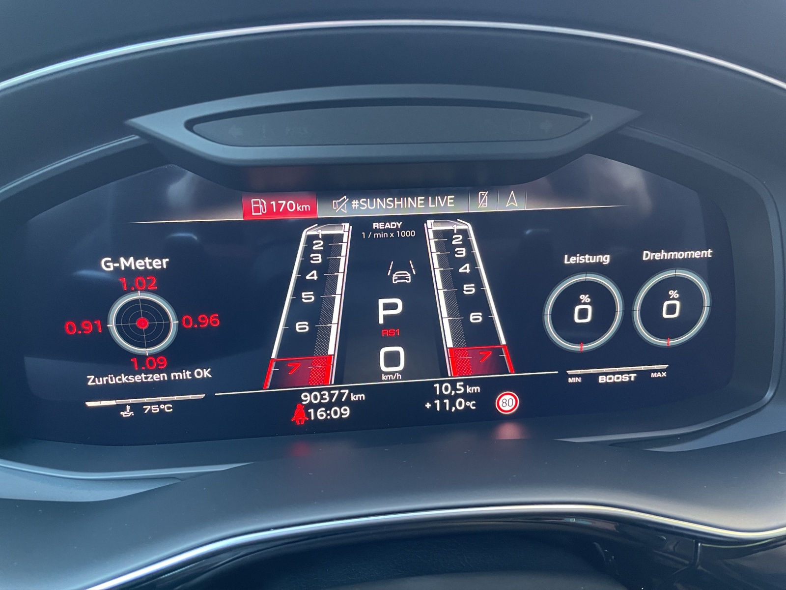 AUDI RSQ8 quattro-image-10