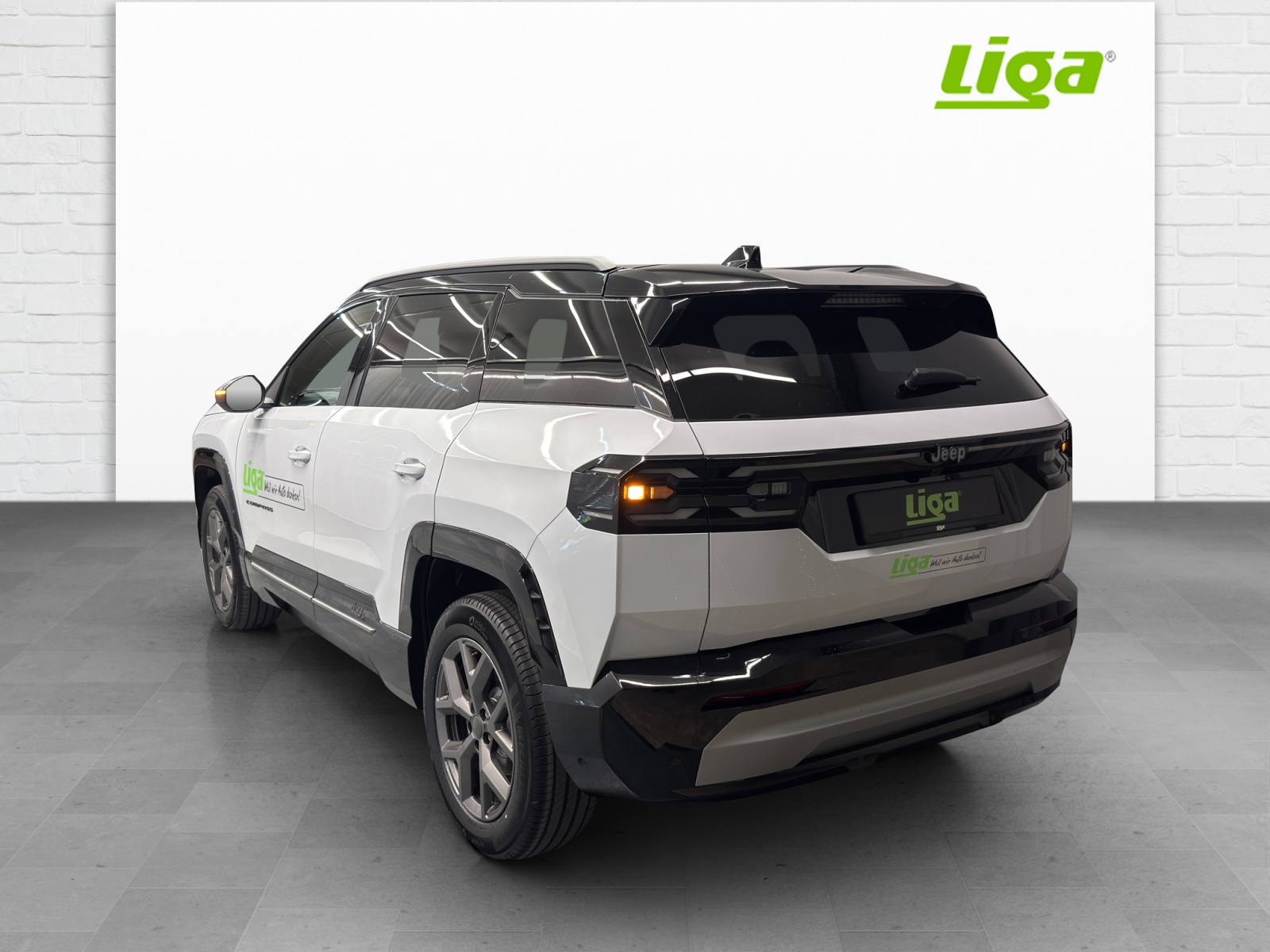 JEEP Compass 1.2 MHEV First Edition-showroom-element-3