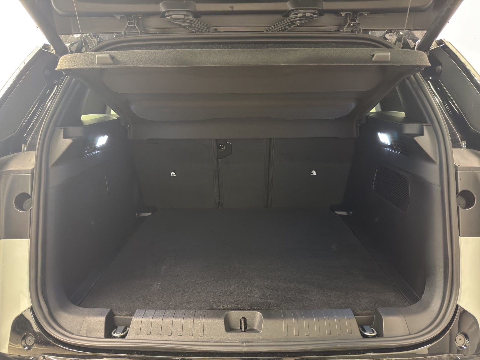 JEEP Compass 1.2 MHEV First Edition-image-10