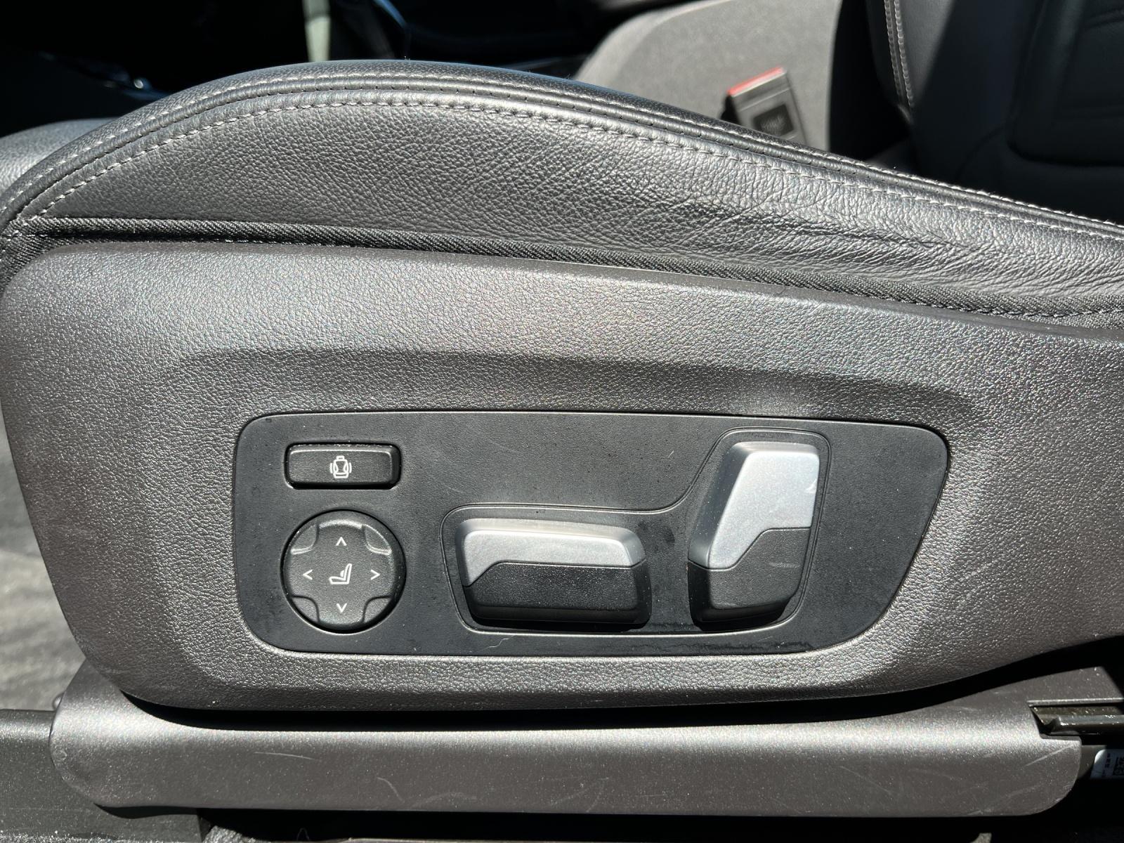 BMW X3 30e xDrive-image-14
