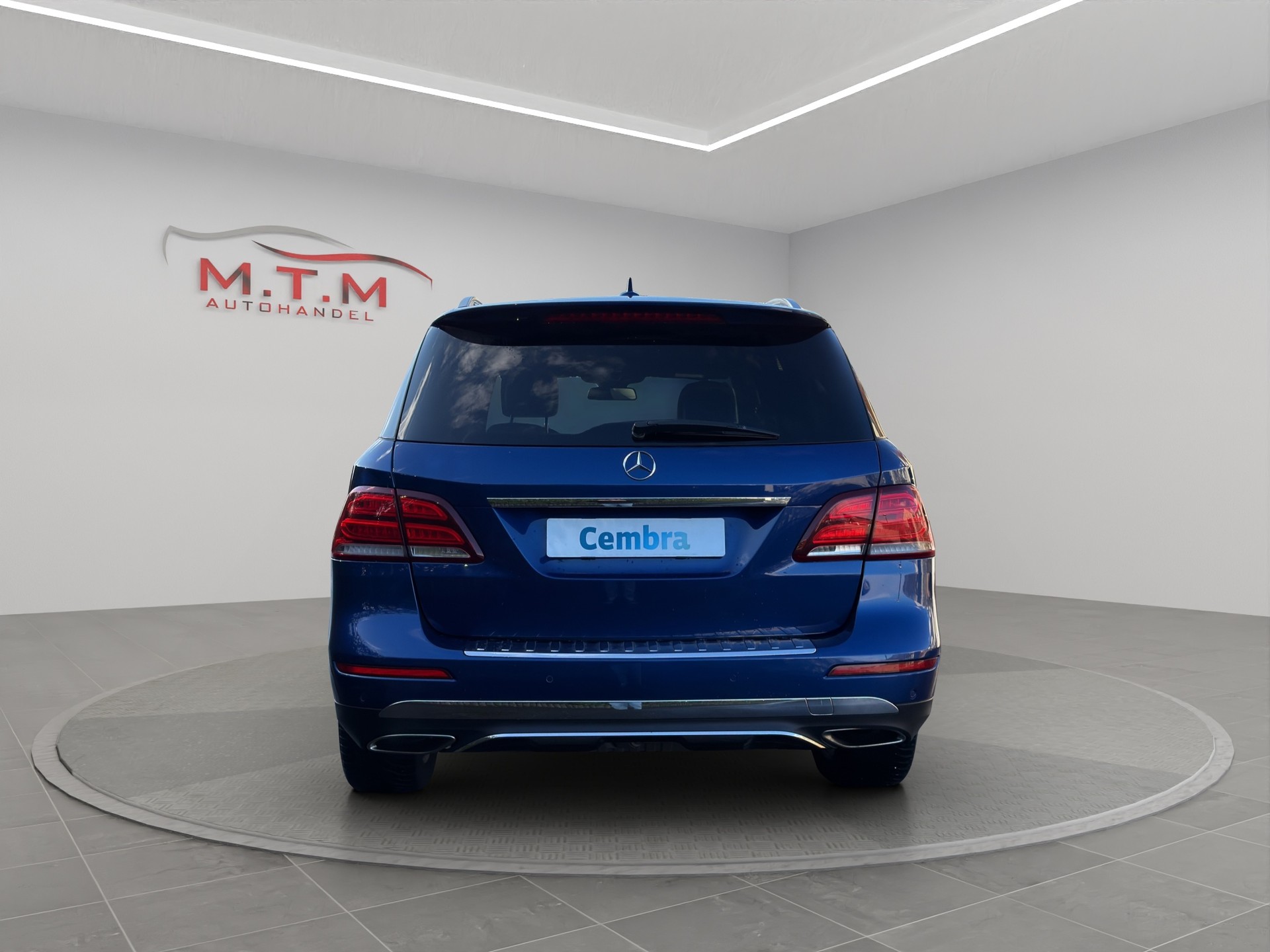 MERCEDES-BENZ GLE 500 Executive 4Matic 9G-Tronic-image-7