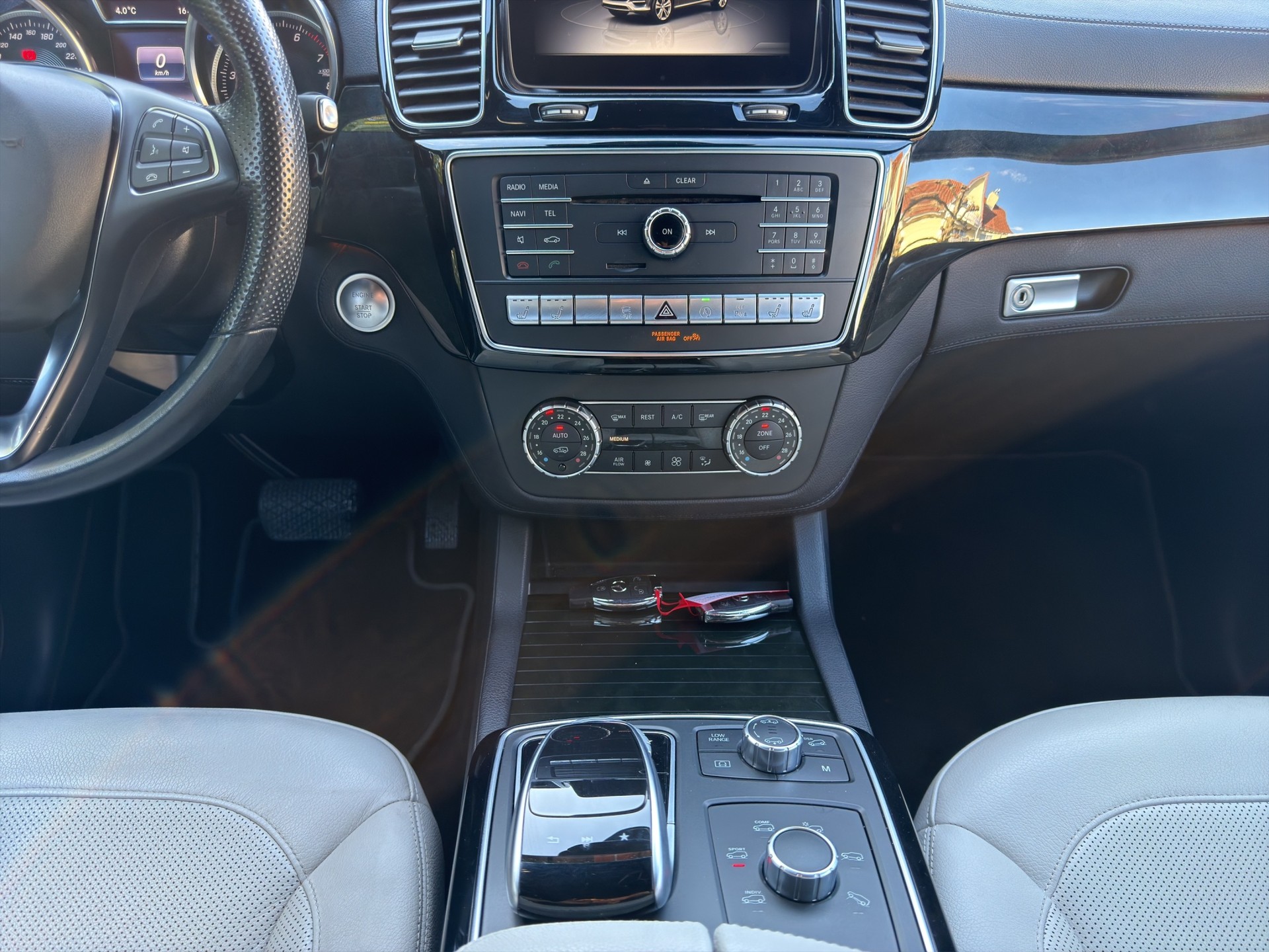 MERCEDES-BENZ GLE 500 Executive 4Matic 9G-Tronic-image-14