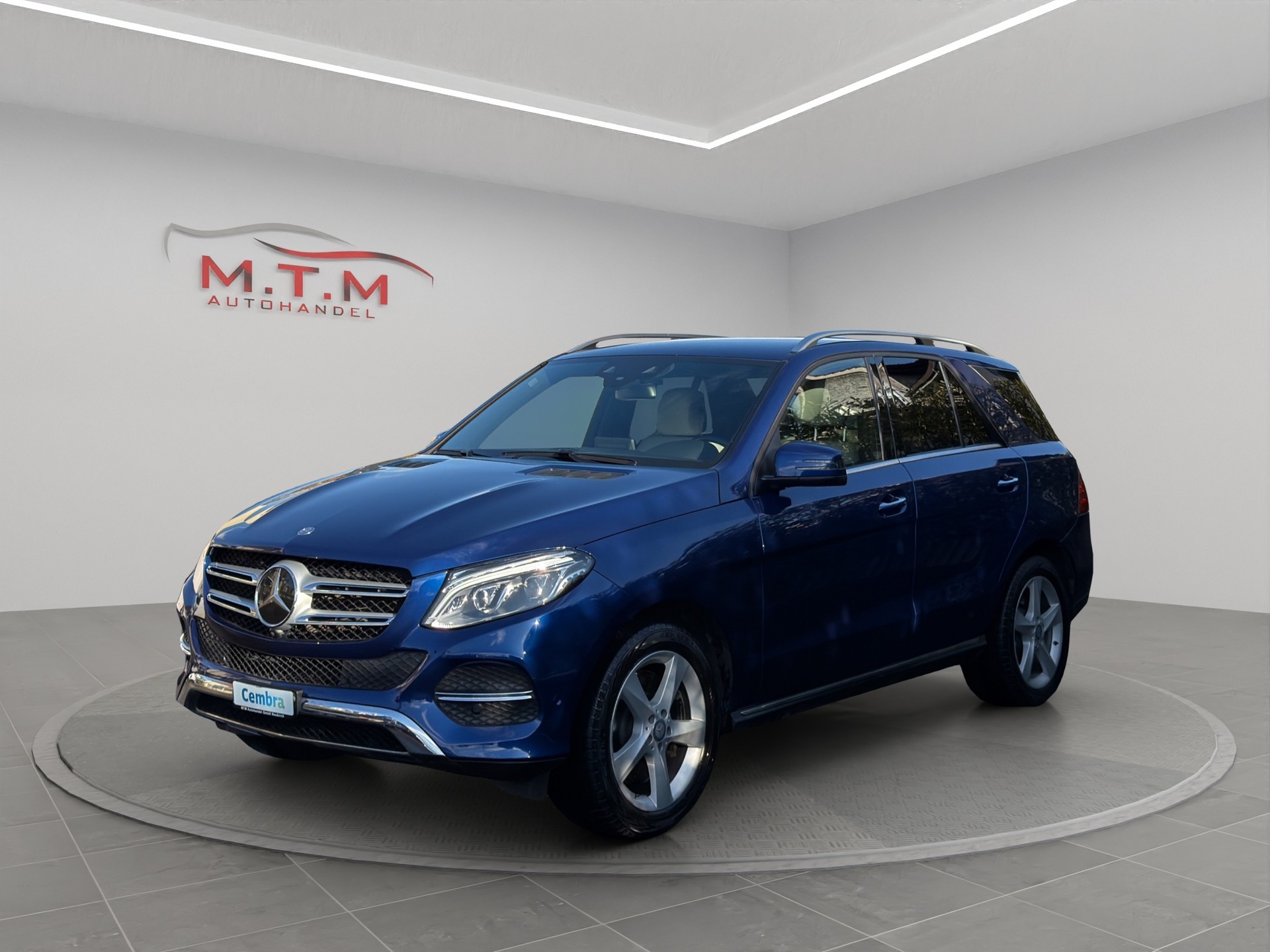MERCEDES-BENZ GLE 500 Executive 4Matic 9G-Tronic-image-4