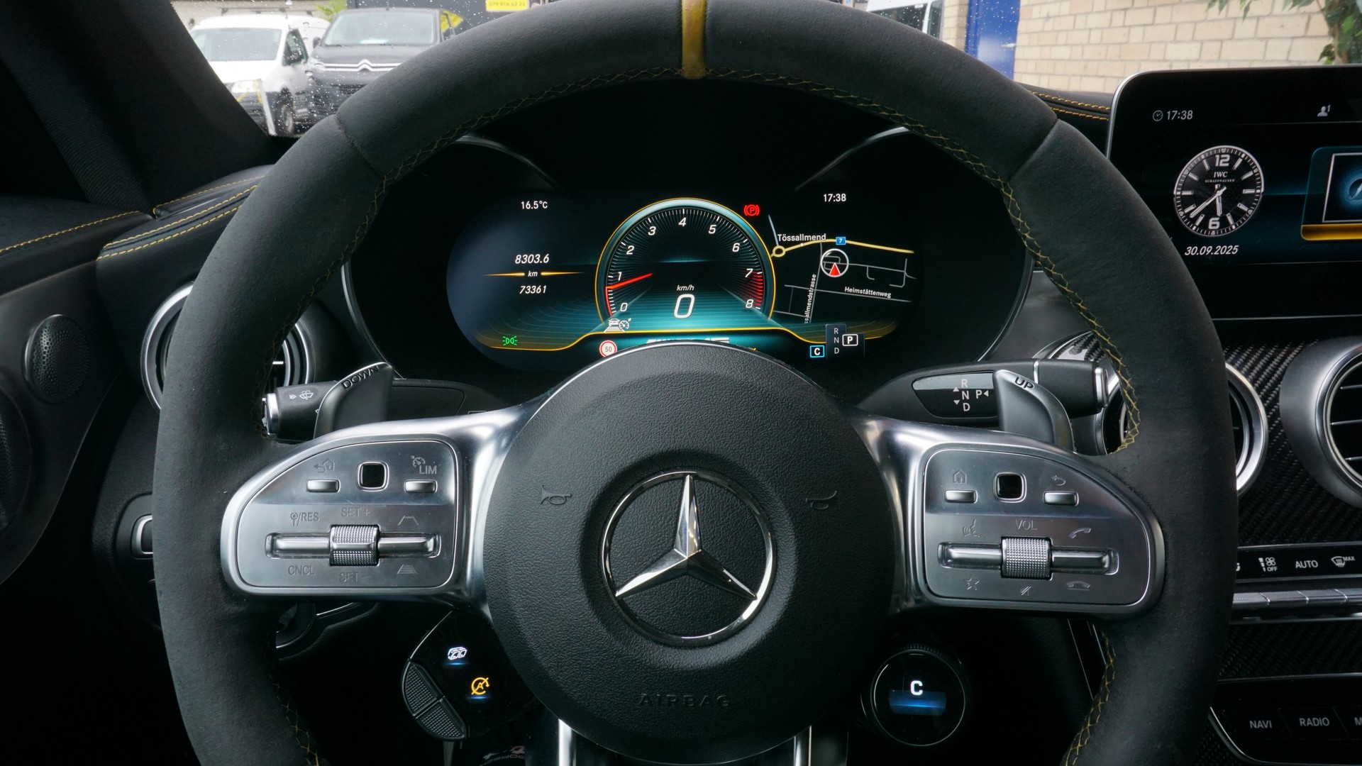 MERCEDES-BENZ C 63 S AMG 9G-tronic-image-10