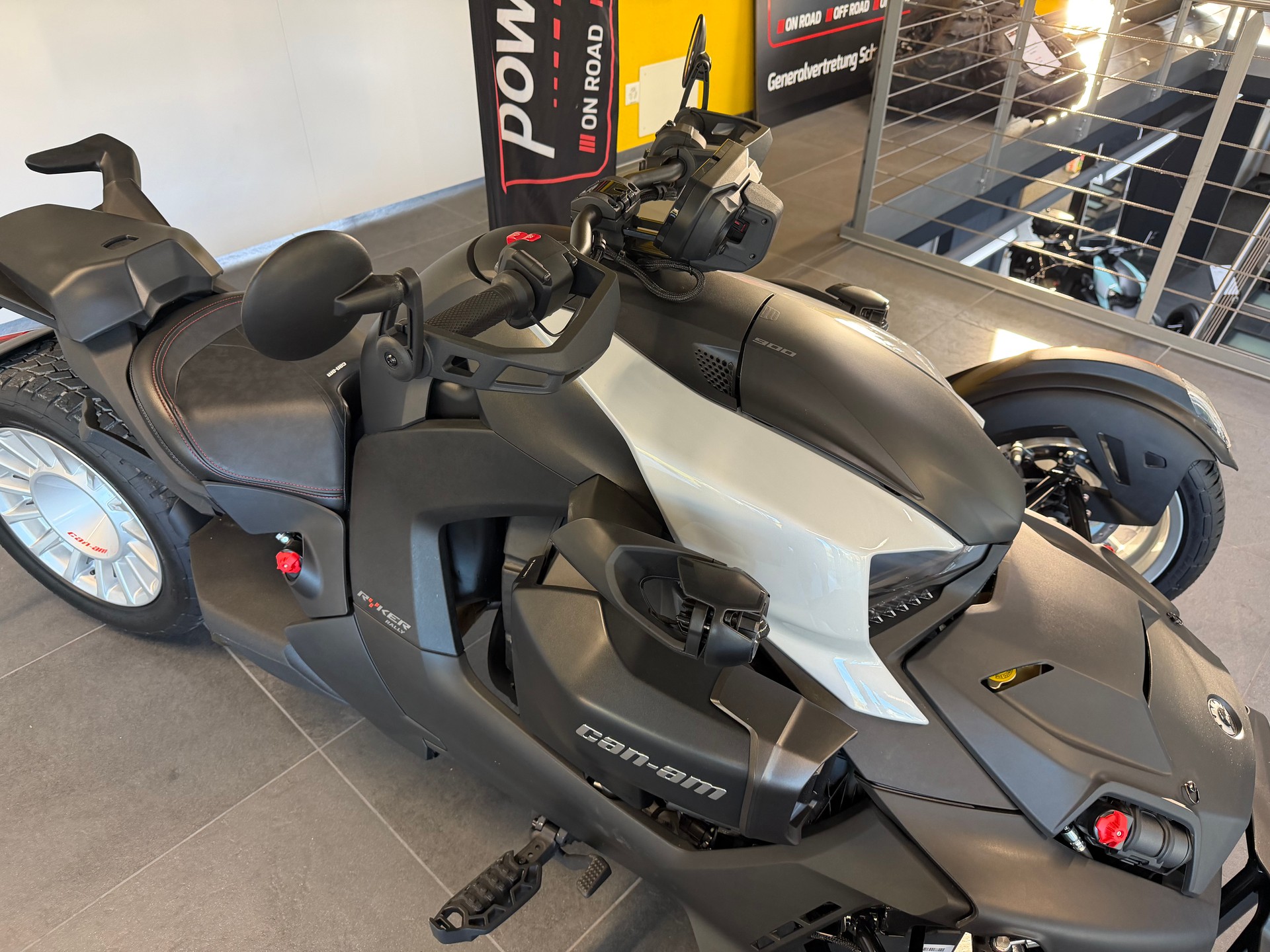 CAN-AM Ryker Ace 900 Rally-image-12