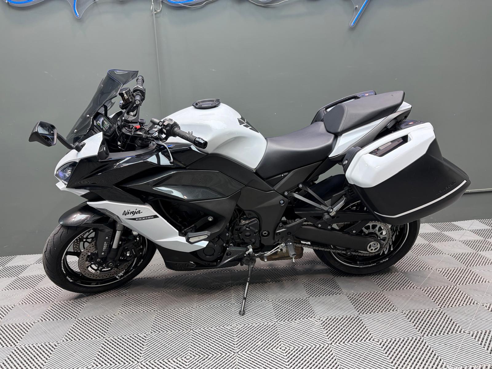 KAWASAKI Ninja 1000 SX SE Performance Tourer-image-4