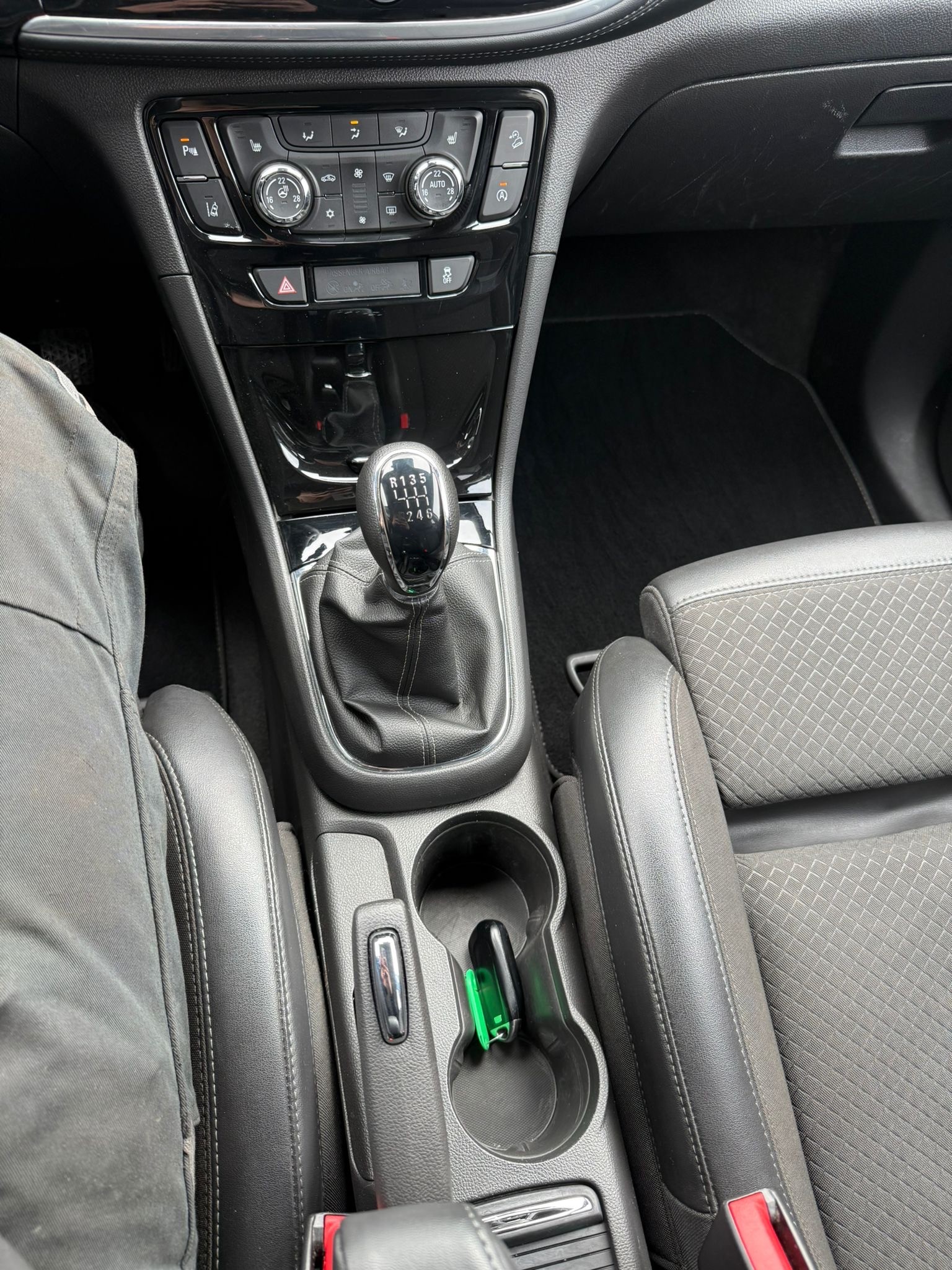 OPEL Mokka X 1.6 CDTi Excellence 4WD-image-22