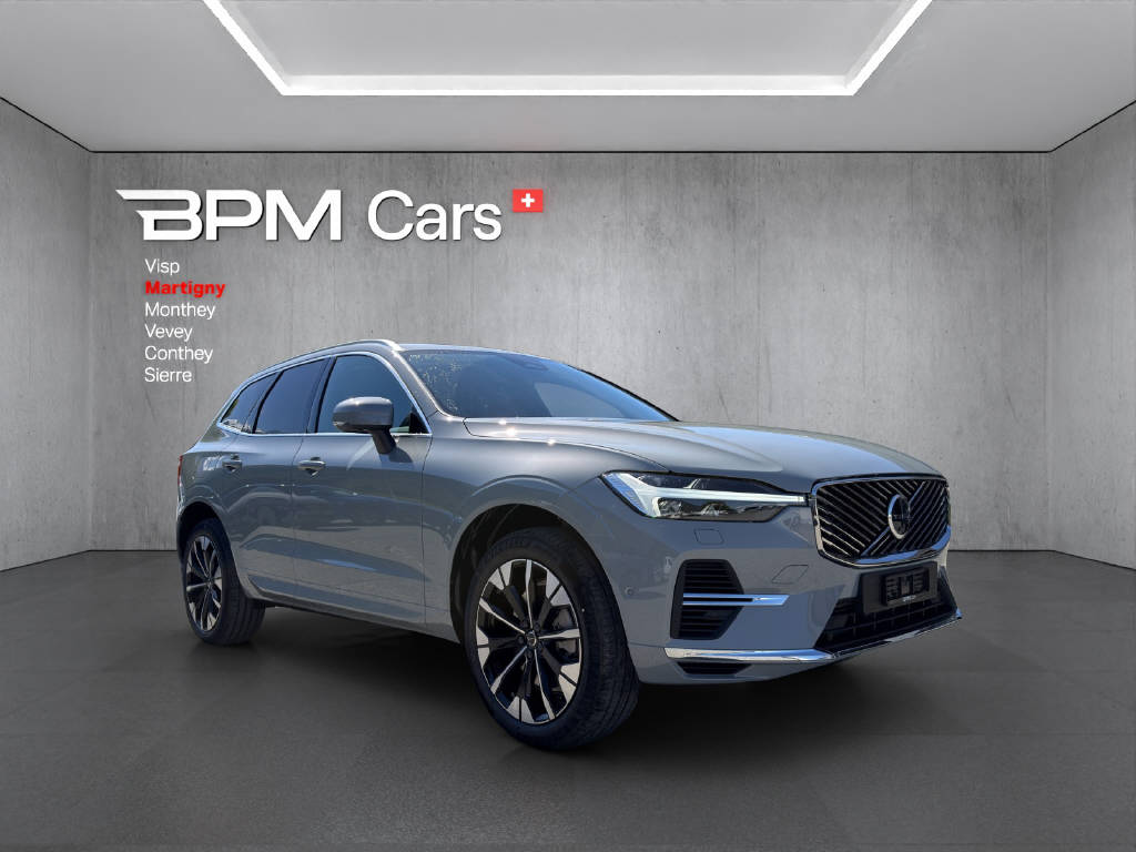VOLVO XC60 2.0 T6 TE Ultra Bright eAWD-showroom-element-2