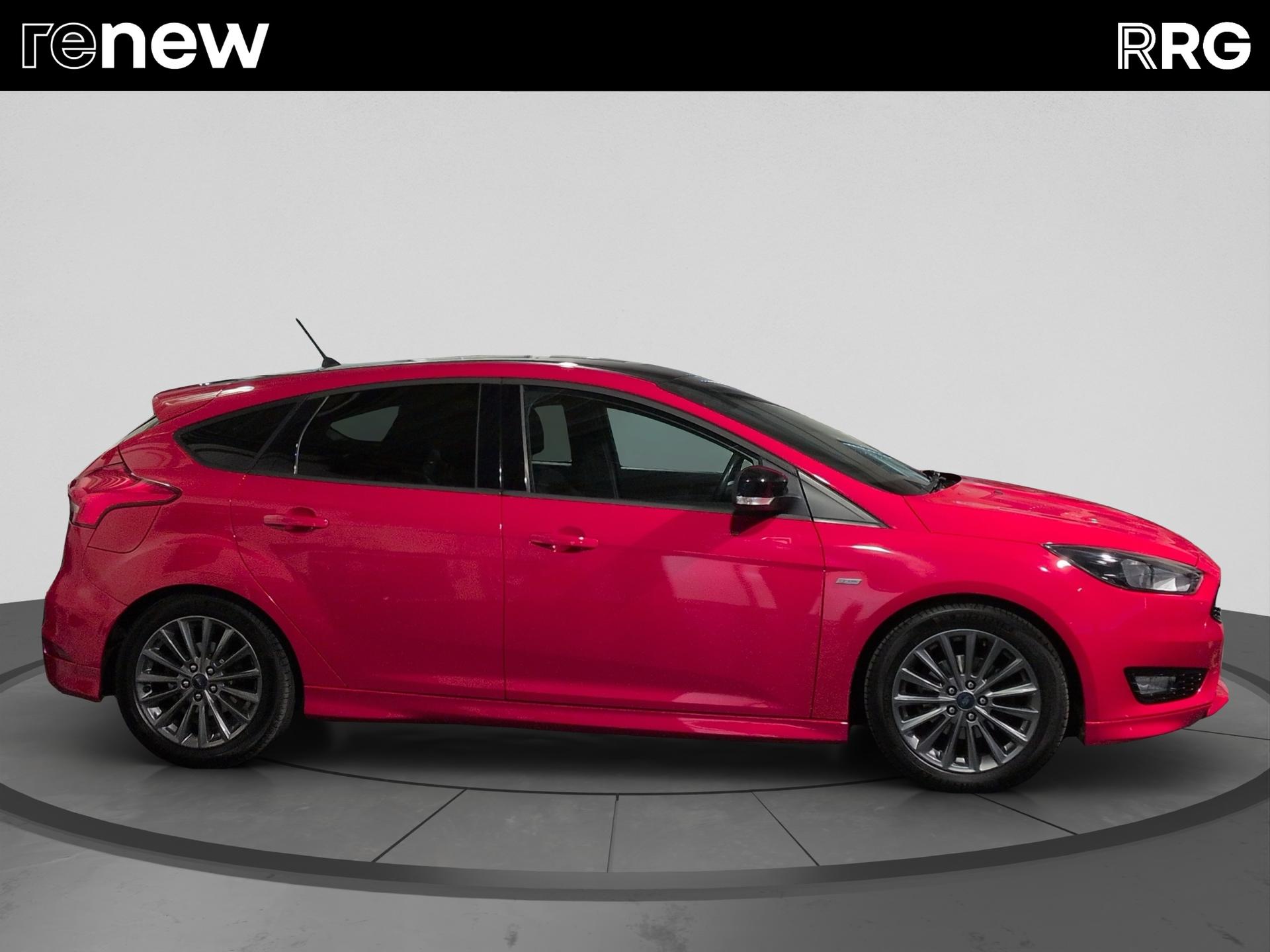 FORD Focus 1.0 SCTi ST Line-showroom-element-1