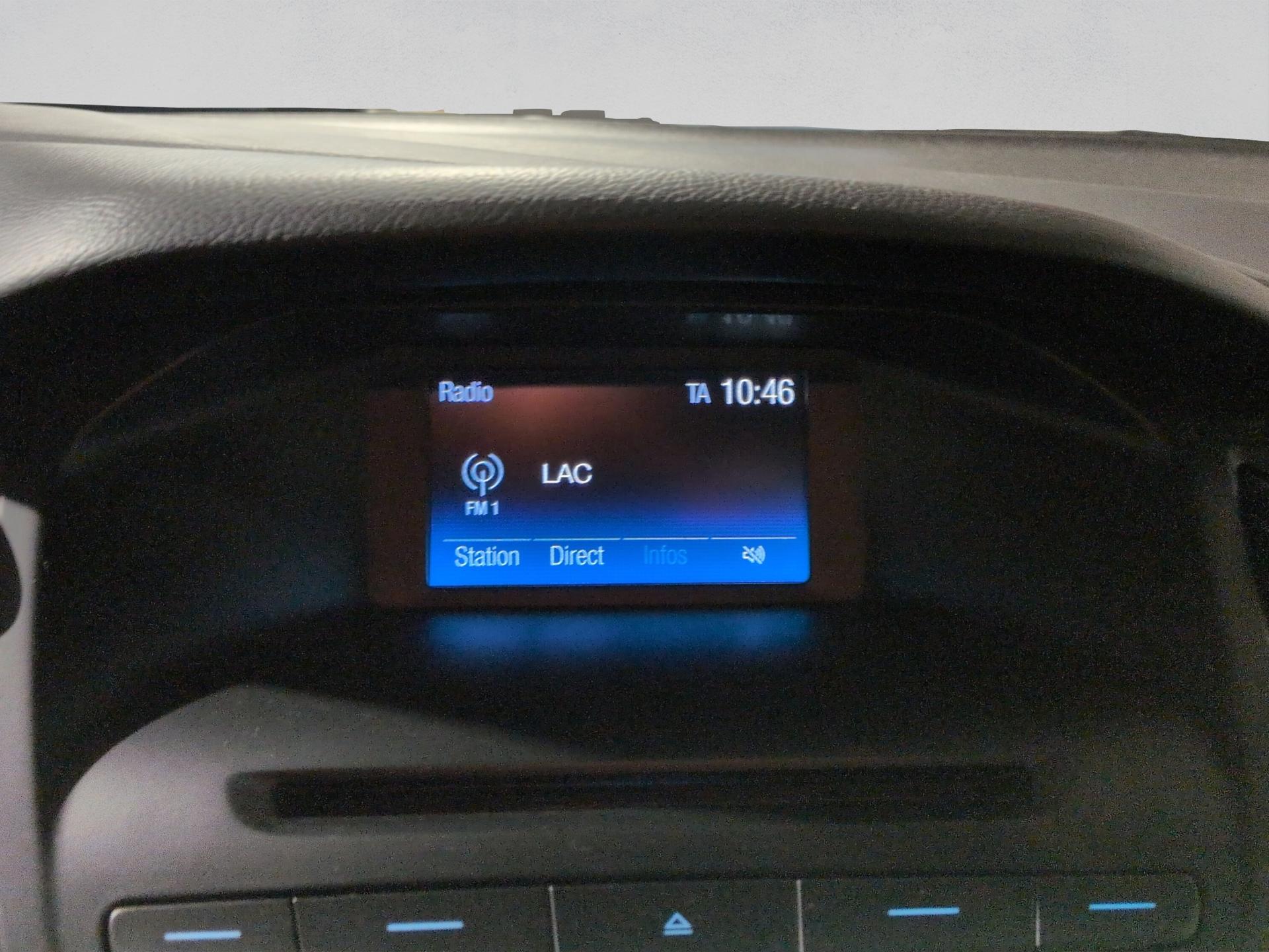 FORD Focus 1.0 SCTi ST Line-image-12