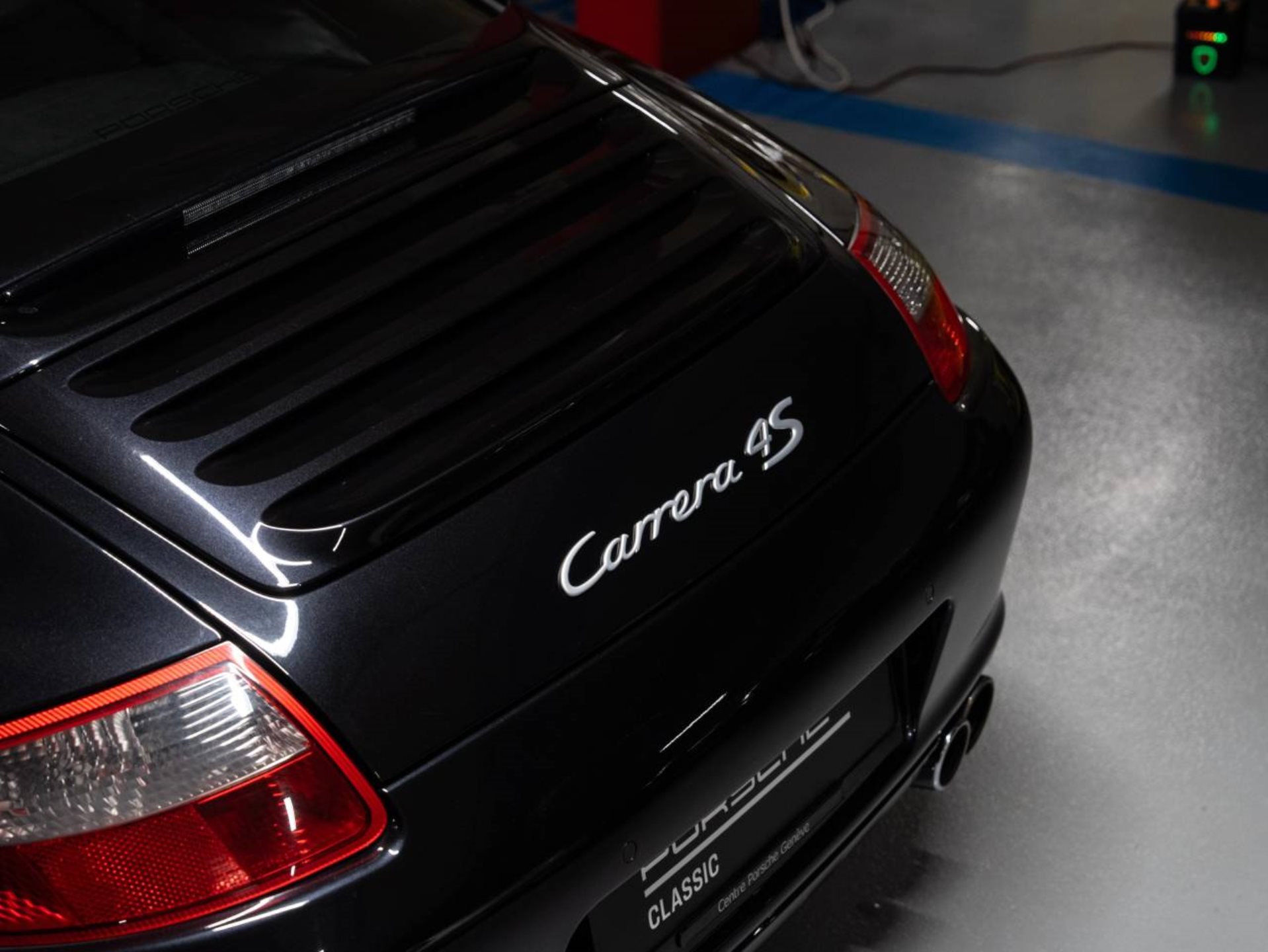 PORSCHE 911 Carrera 4S Coupé-image-23