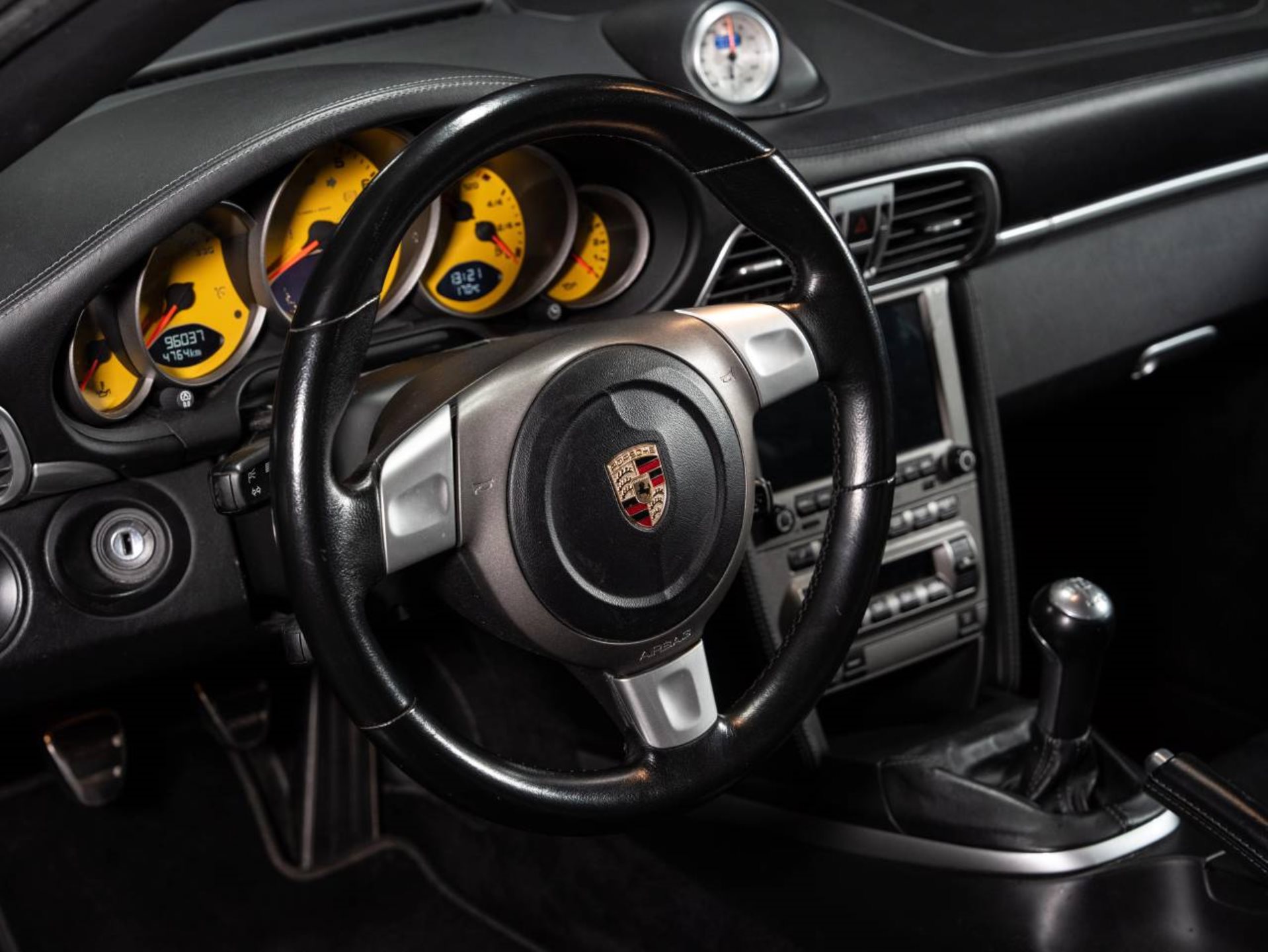 PORSCHE 911 Carrera 4S Coupé-image-8