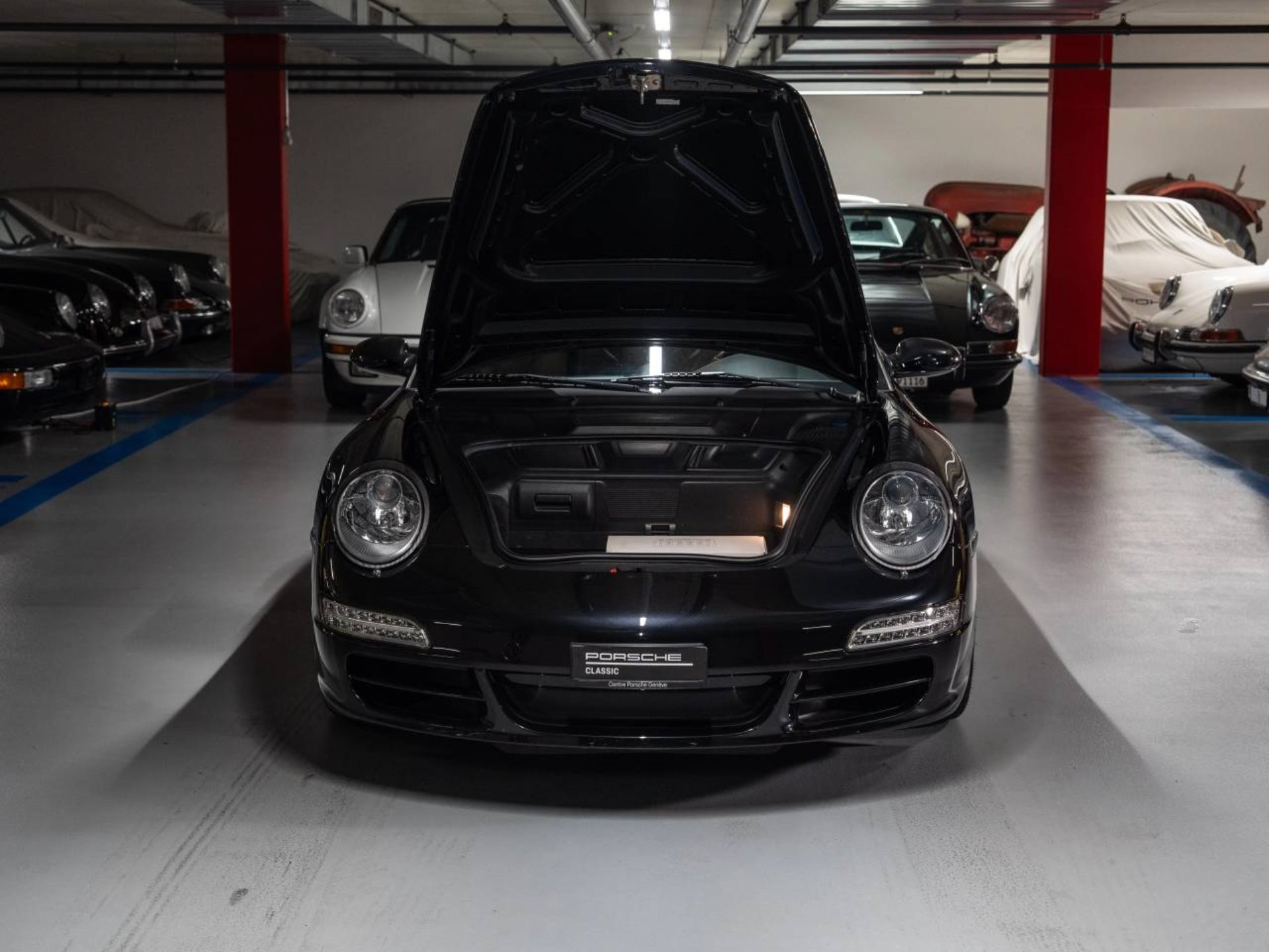PORSCHE 911 Carrera 4S Coupé-image-20