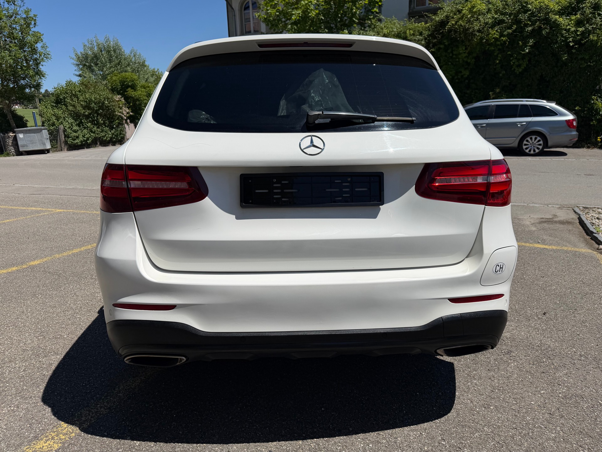 MERCEDES-BENZ GLC 350 e Exclusive 4Matic 7G-Tronic-image-3