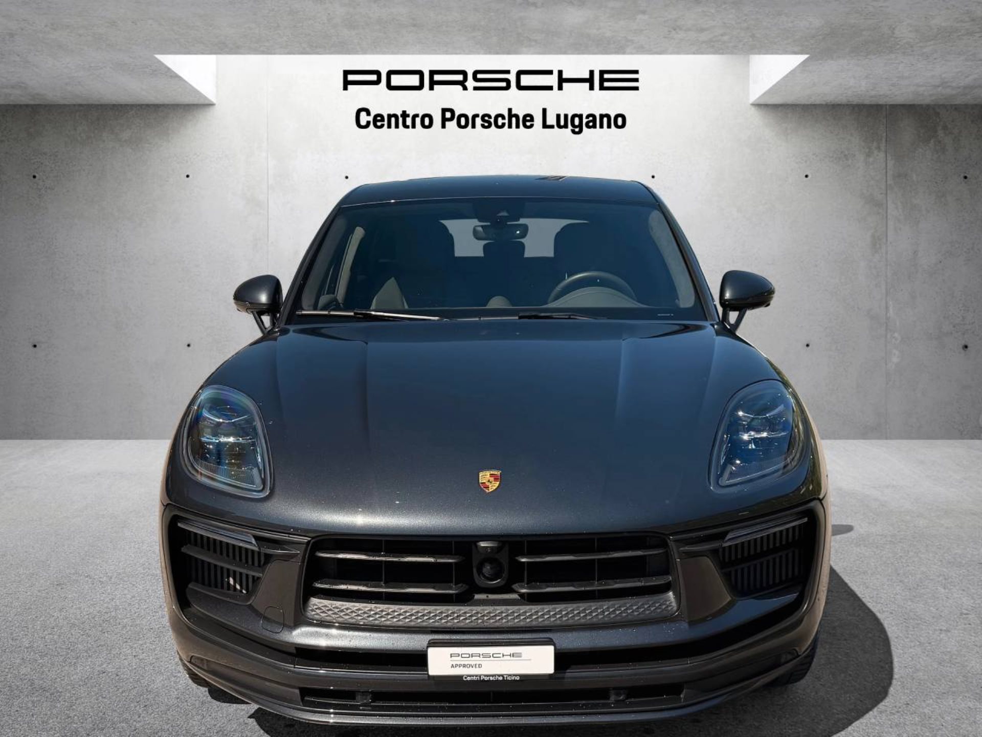 PORSCHE Macan S-image-9