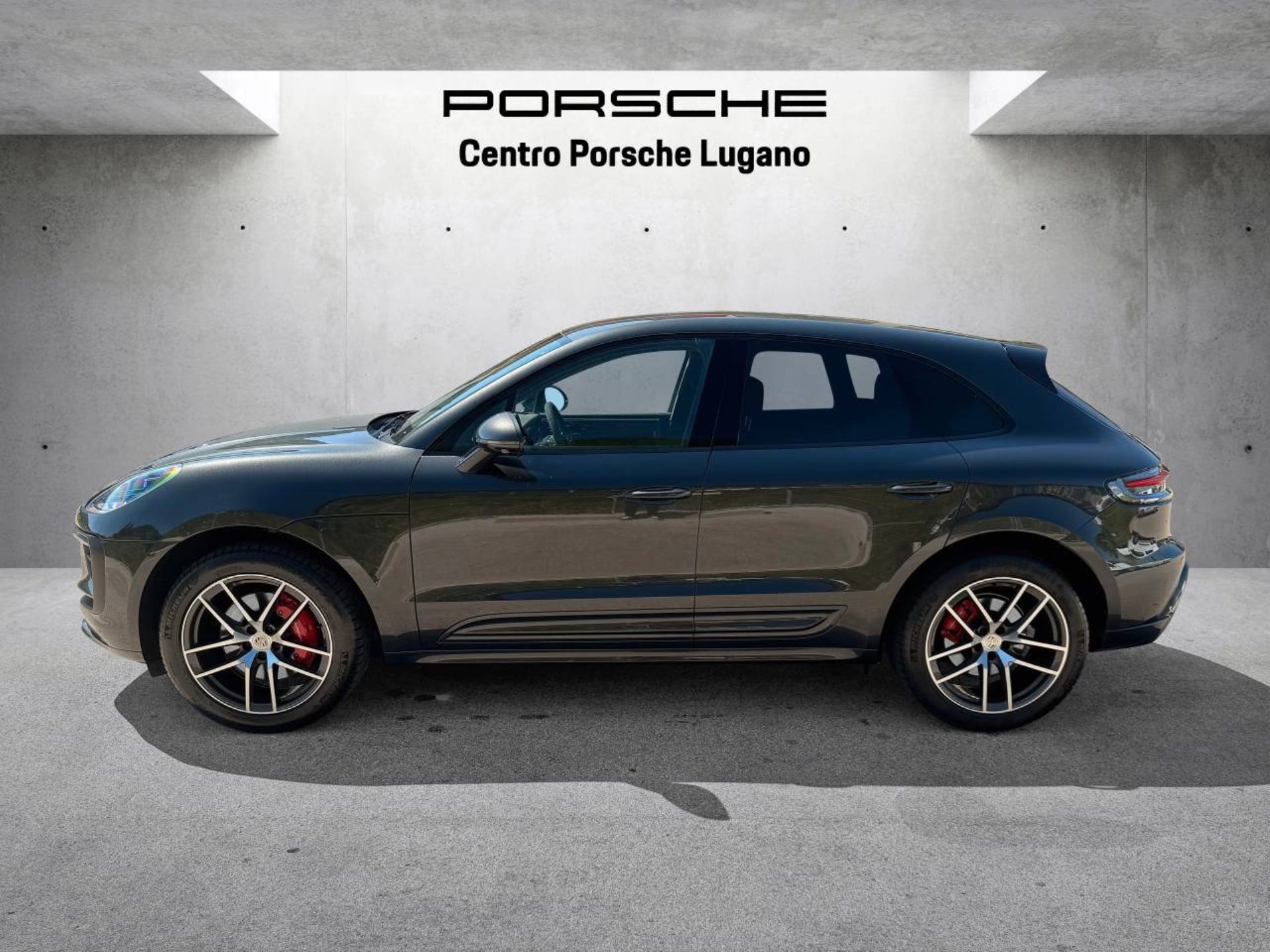 PORSCHE Macan S-image-1