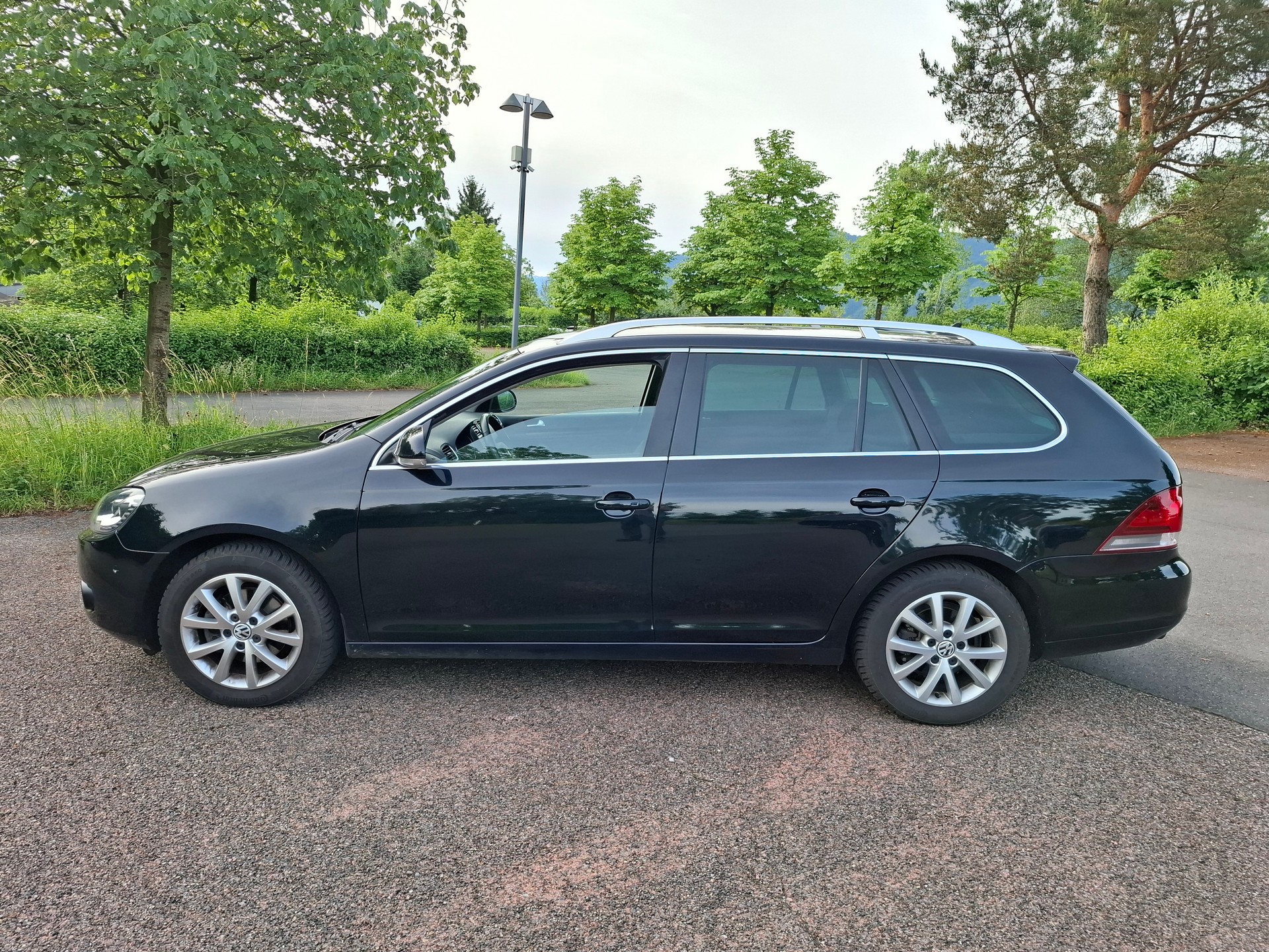 VW Golf Variant 1.4 TSI Comfortline DSG-image-5