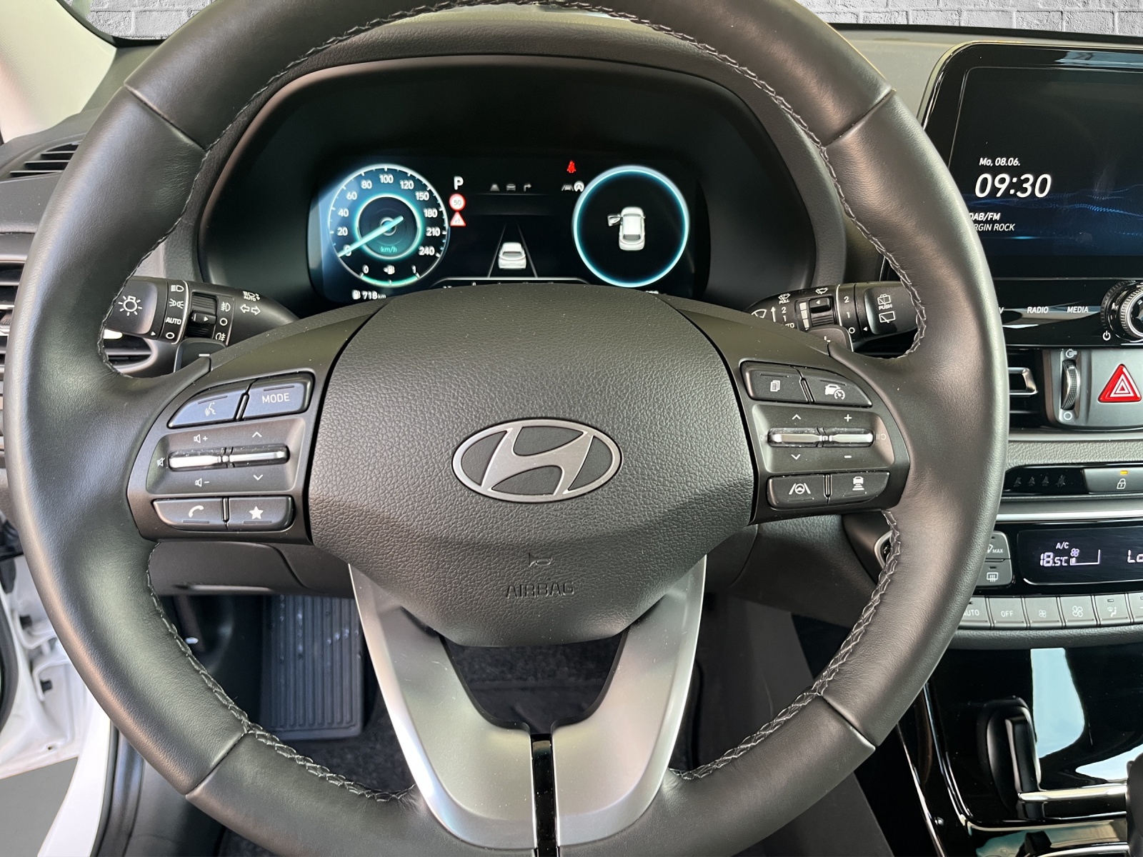 HYUNDAI i30 1.5 T-GDi Vertex 48V MH DCT-image-9