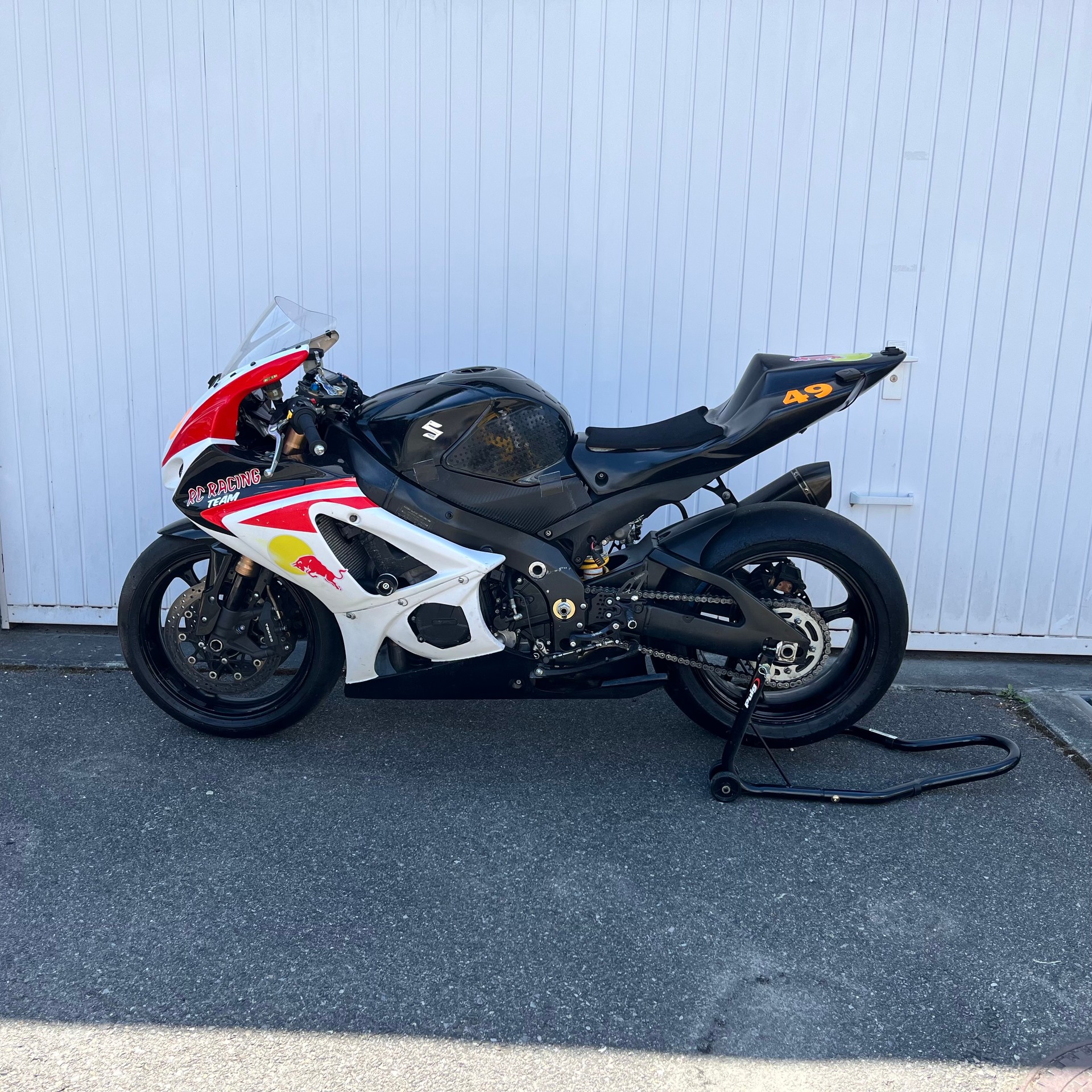 SUZUKI GSX-R 1000 K8-image-2
