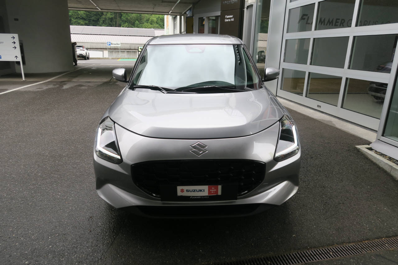 SUZUKI Swift 1.2 Compact Top Hybrid CVT