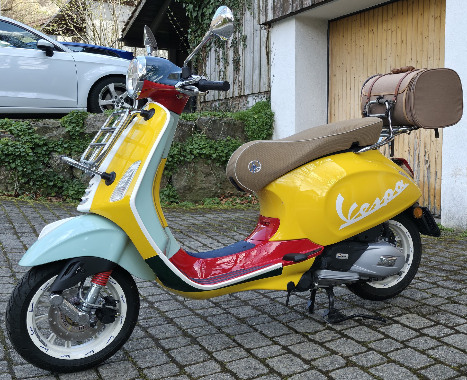 PIAGGIO Vespa 125 Primavera Wotherspoon-image-2