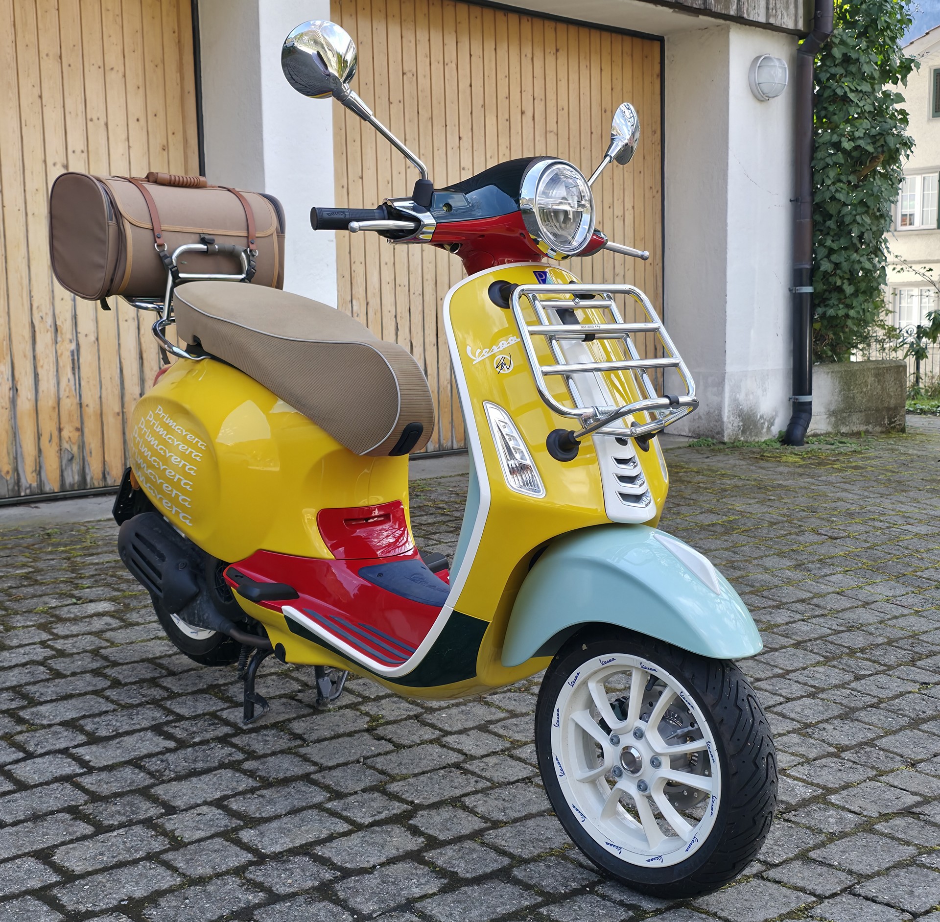PIAGGIO Vespa 125 Primavera Wotherspoon-image-0