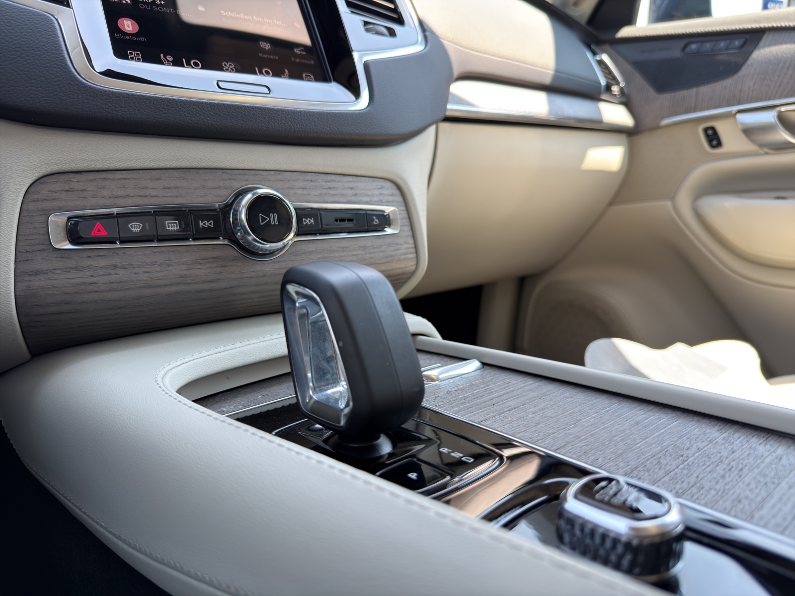VOLVO XC90 2.0 B5 MH Plus Bright 7P. AWD-image-16