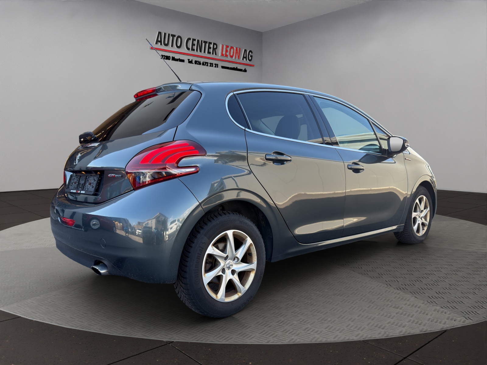 PEUGEOT 208 1.2 PureTech GT Line-image-5