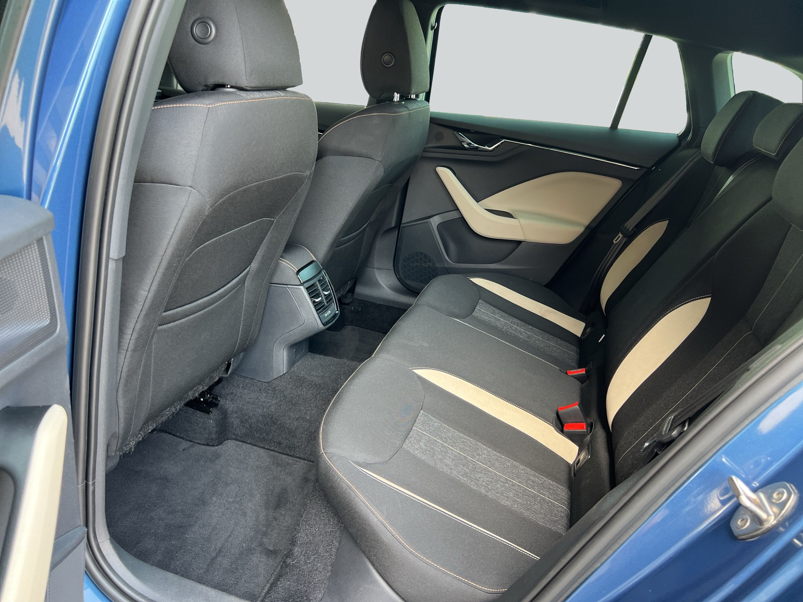 SKODA Scala 1.0 TSI Style DSG-image-16