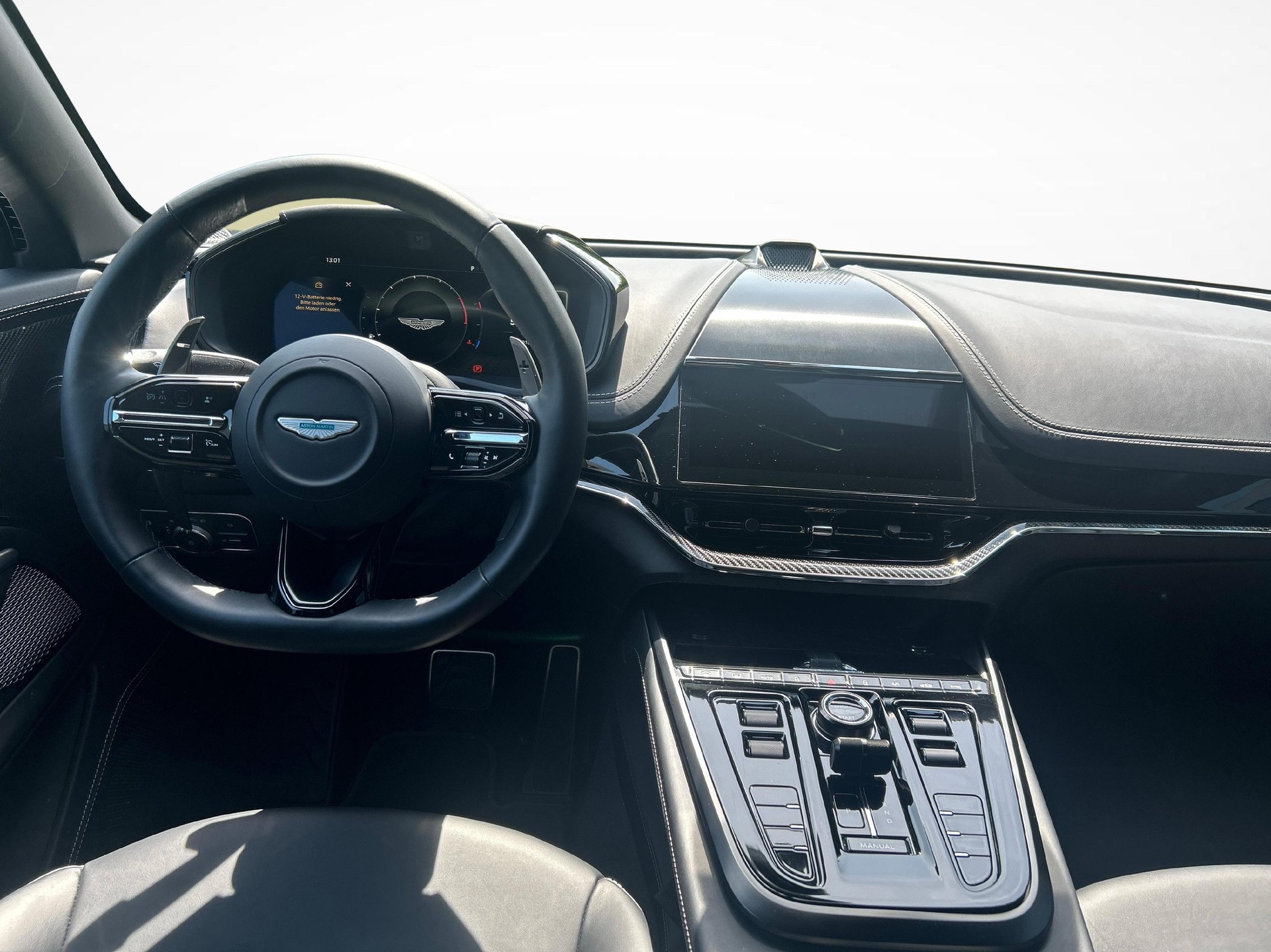 ASTON MARTIN DBX 707 4.0 V8 Bi-Turbo-image-8