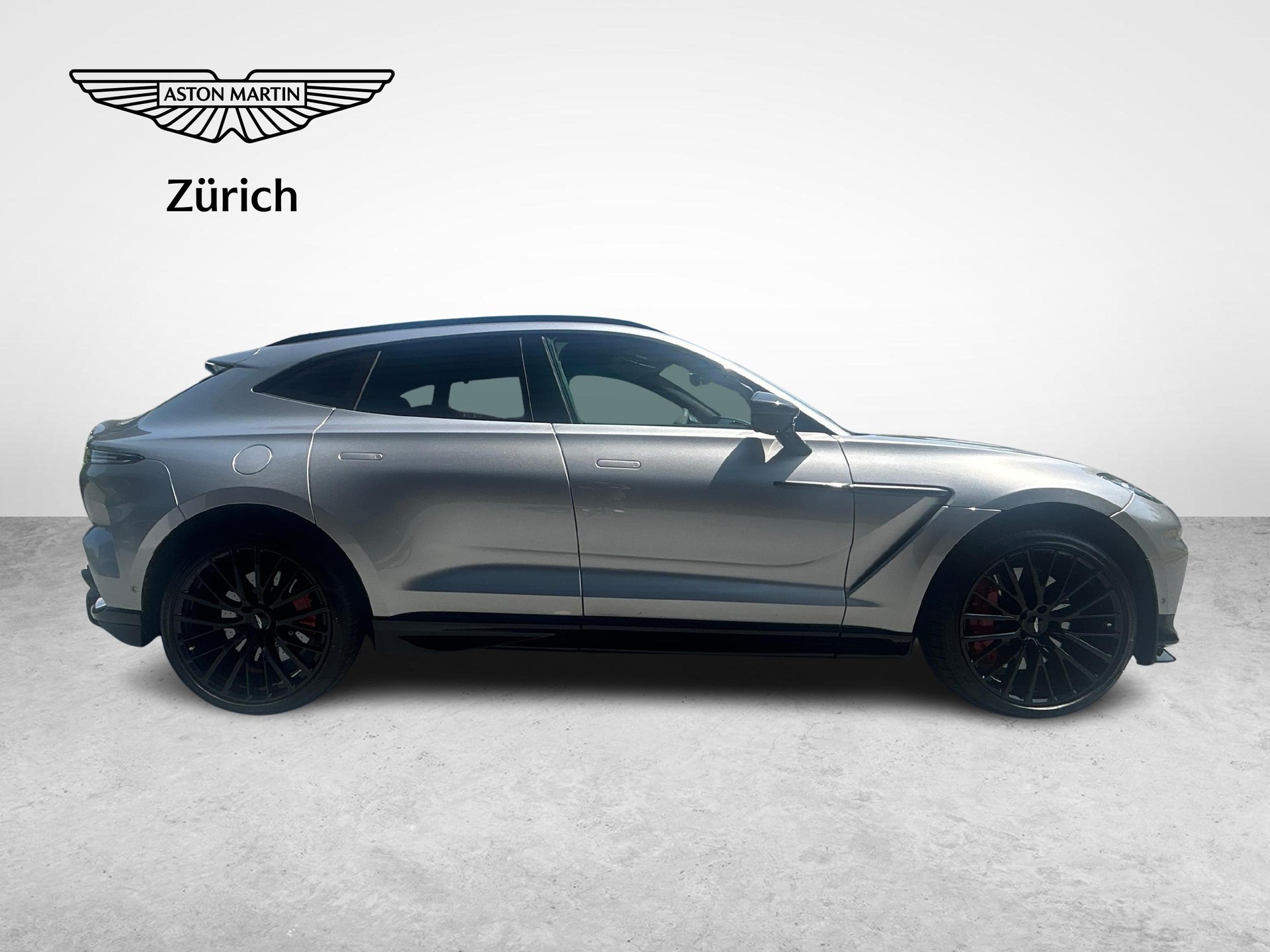 ASTON MARTIN DBX 707 4.0 V8 Bi-Turbo-image-5