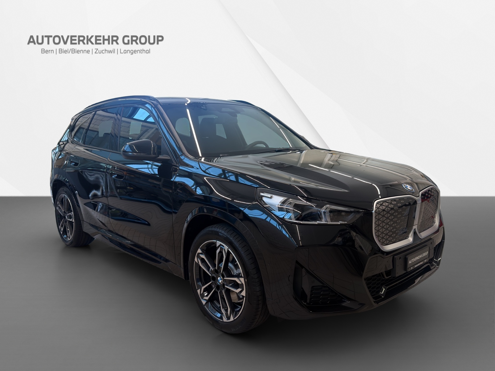 BMW iX1 xDrive 30 M Sport Edition-image-7