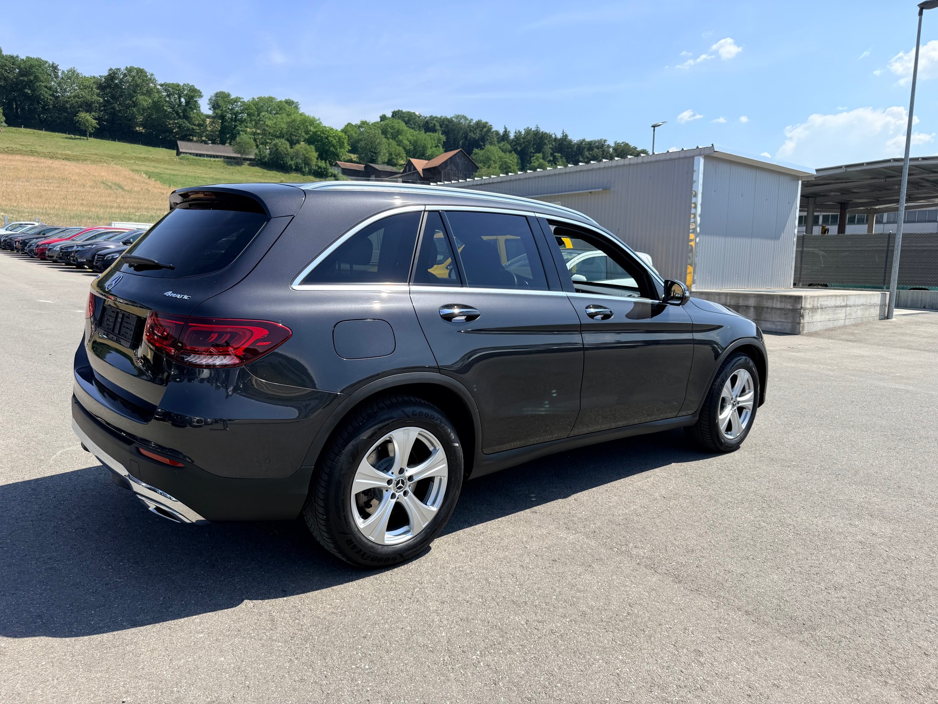 MERCEDES-BENZ GLC 220 d 4Matic 9G-Tronic-image-6