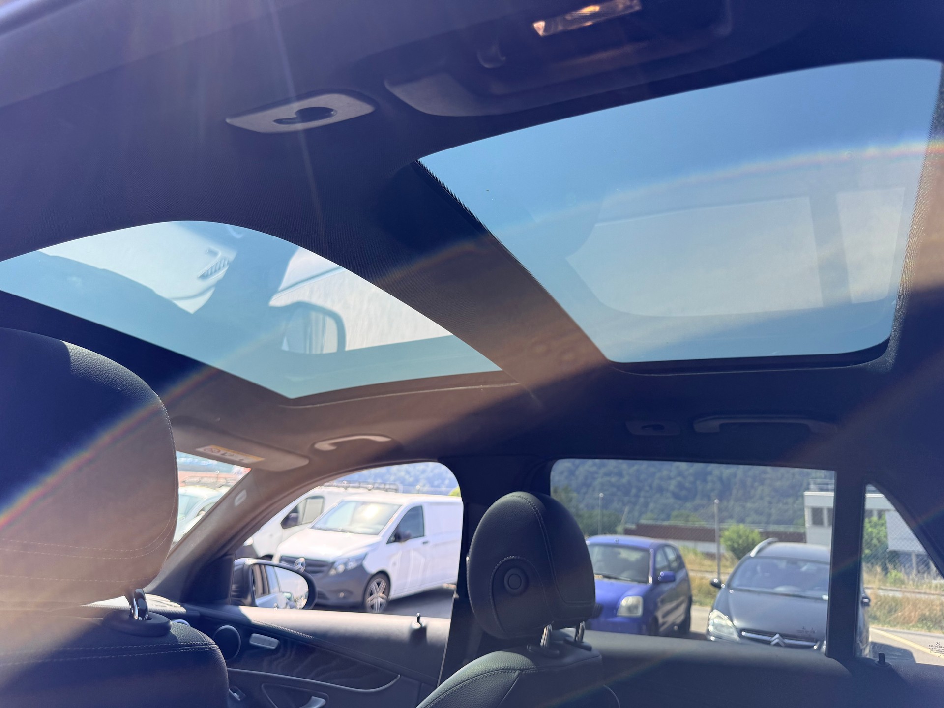 MERCEDES-BENZ GLC 220 d 4Matic 9G-Tronic-image-10